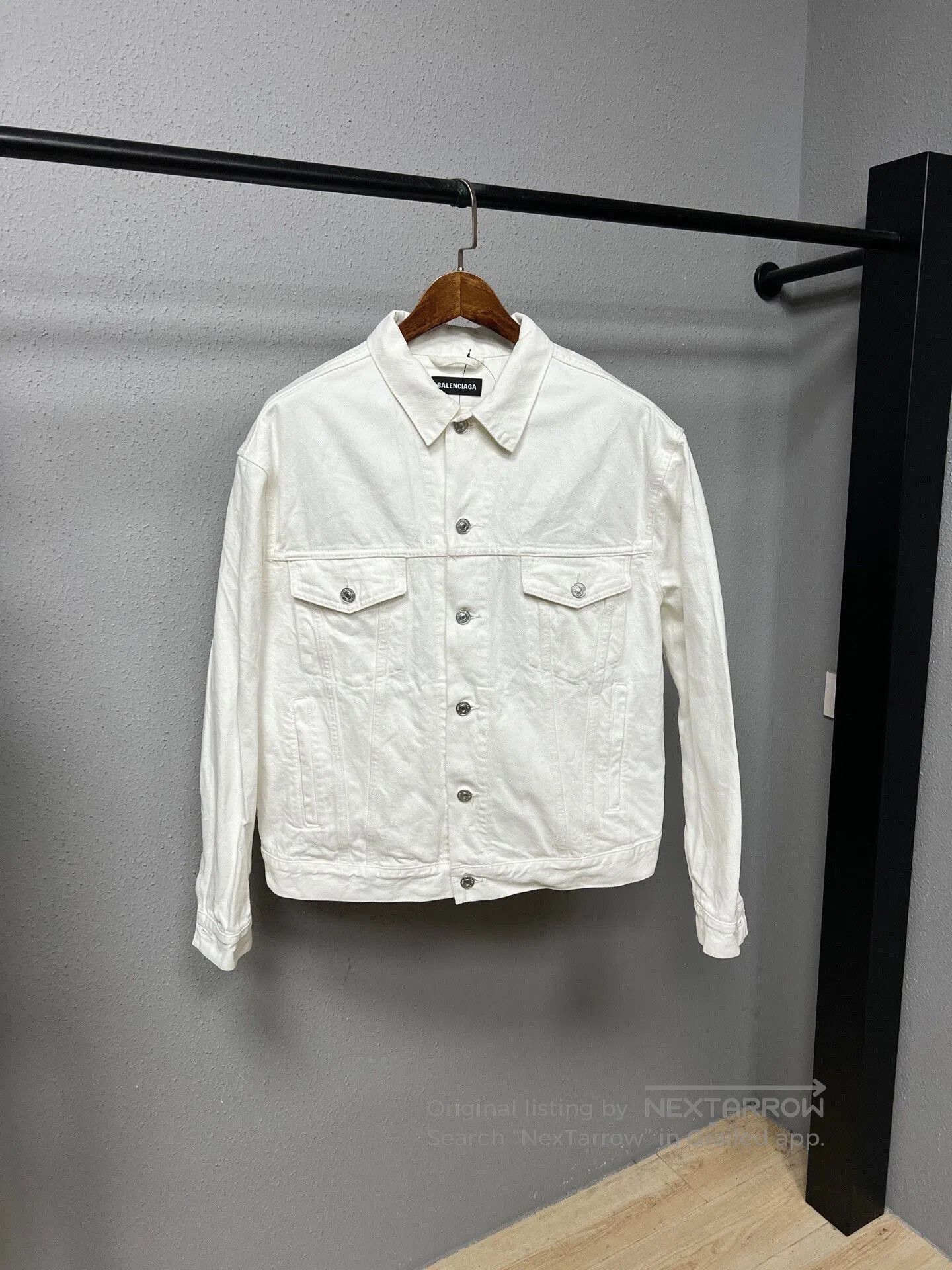 Balenciaga balenciaga white denim jacket size 44. Size US M / EU 48-50 / 2 - 2 Thumbnail