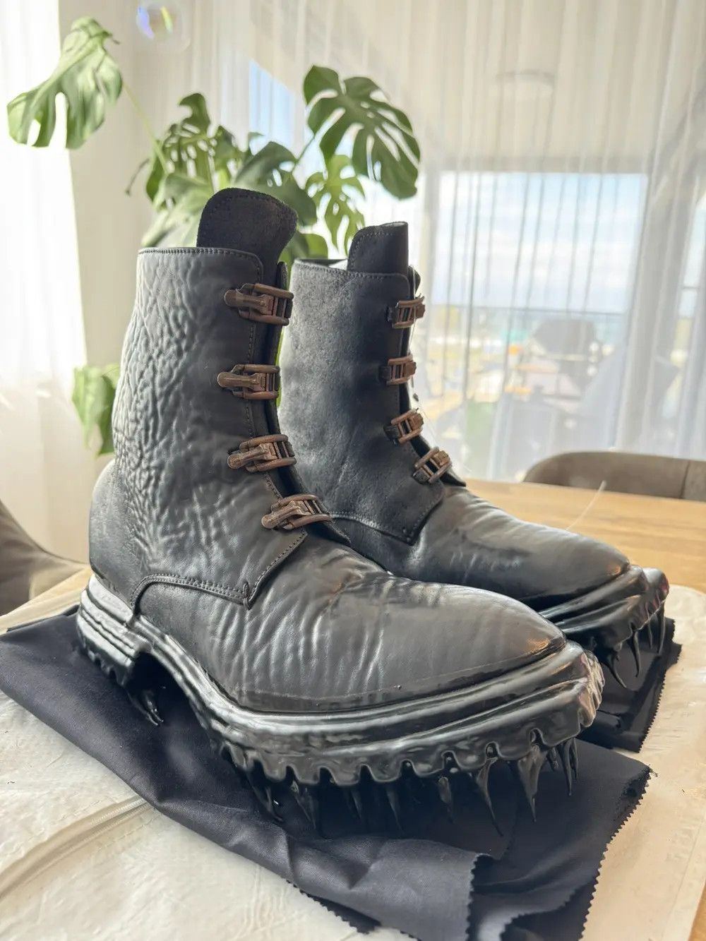 Carol Christian Poell *BRAND NEW* PROSTHETIC SPUR-BITER DRIP TANK