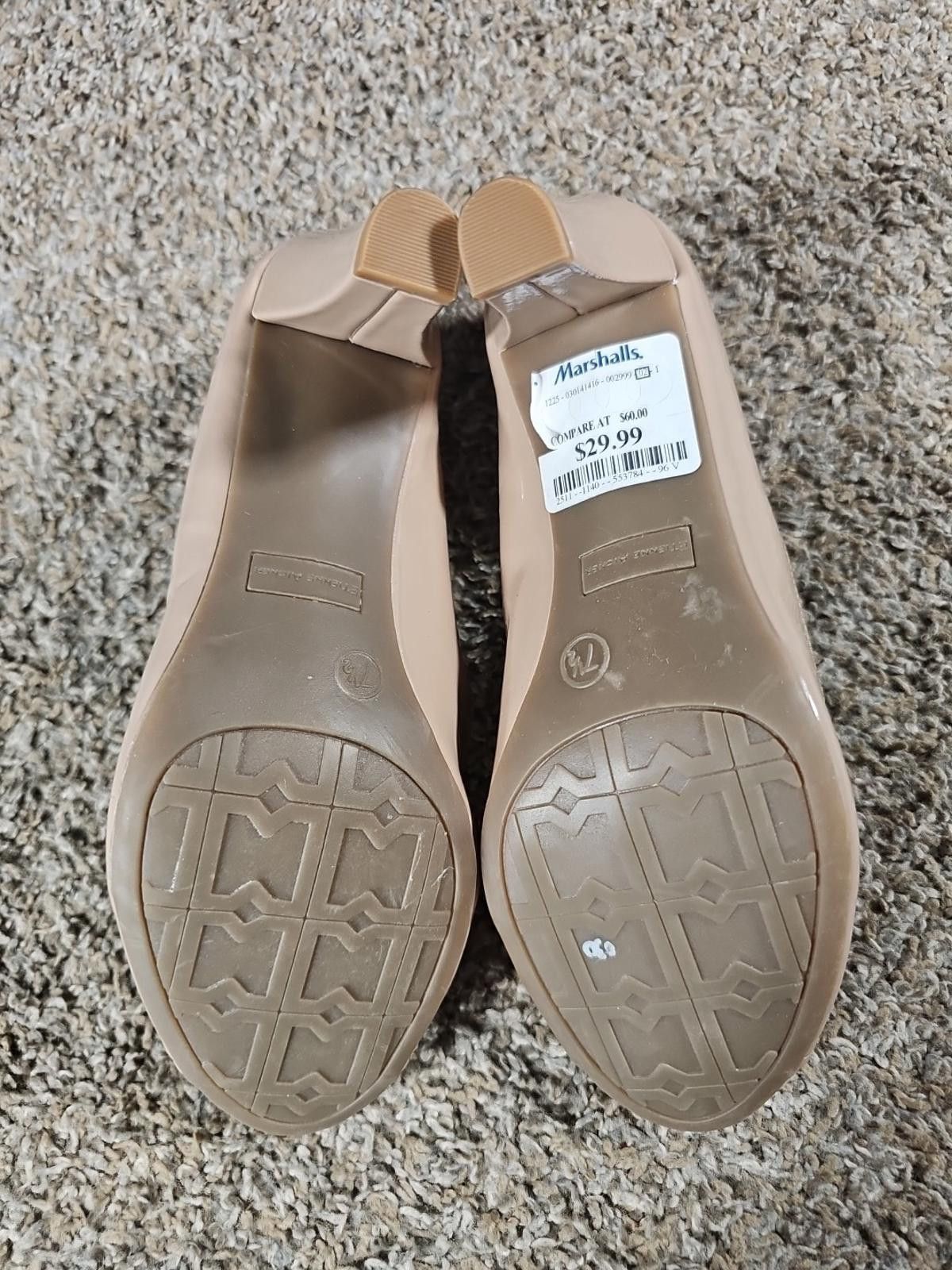 Etienne Aigner etienne aigner open buckle toe heels 7.5 NWT NWD Size US 7.5 / IT 37.5 - 3 Thumbnail
