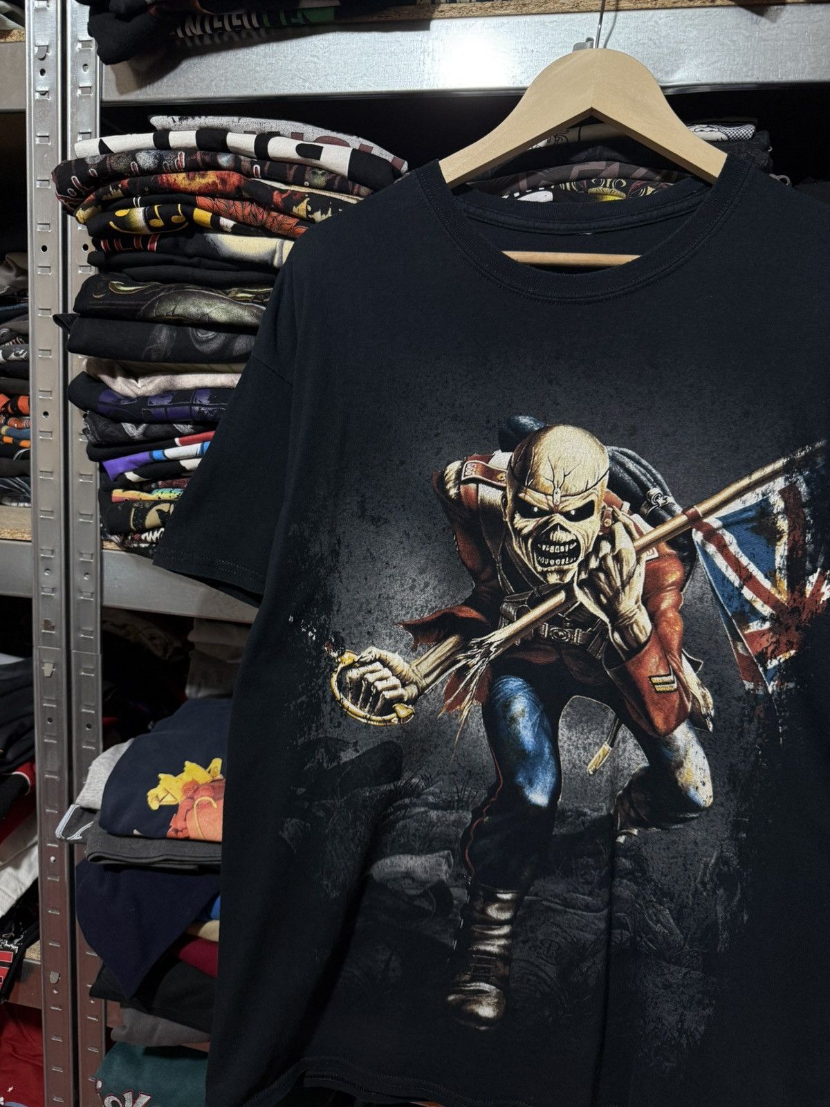 Band Tees Vintage 2000’s Iron Maiden The Trooper Rock Band T-Shirt Size US XL / EU 56 / 4 - 3 Thumbnail