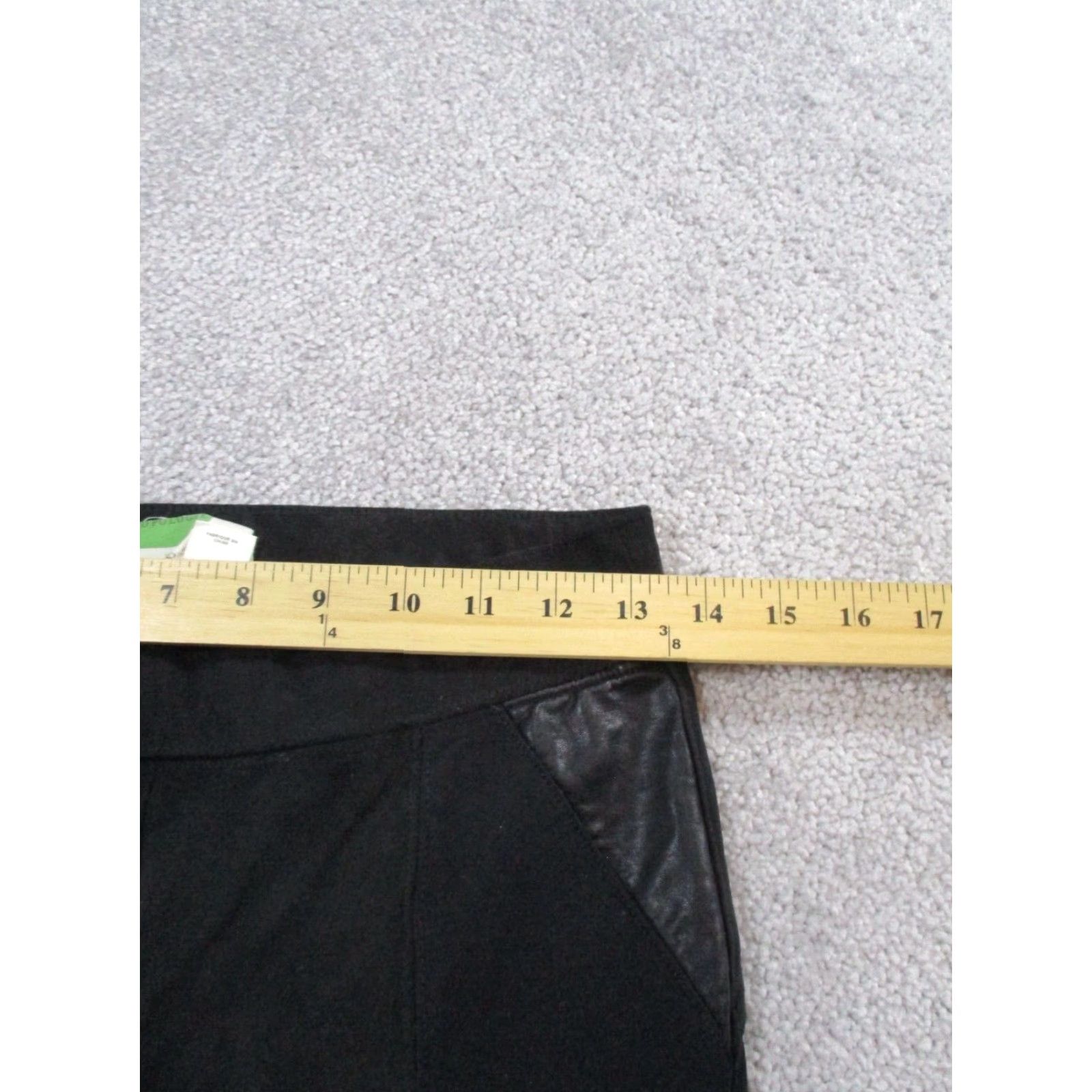 Anthropologie VINTAGE Anthropologie Leggings Women’s 25 Black Faux Suede & Leather Ankle 25 Black Bohemian Womens Size 42" / US 20 - 7 Thumbnail