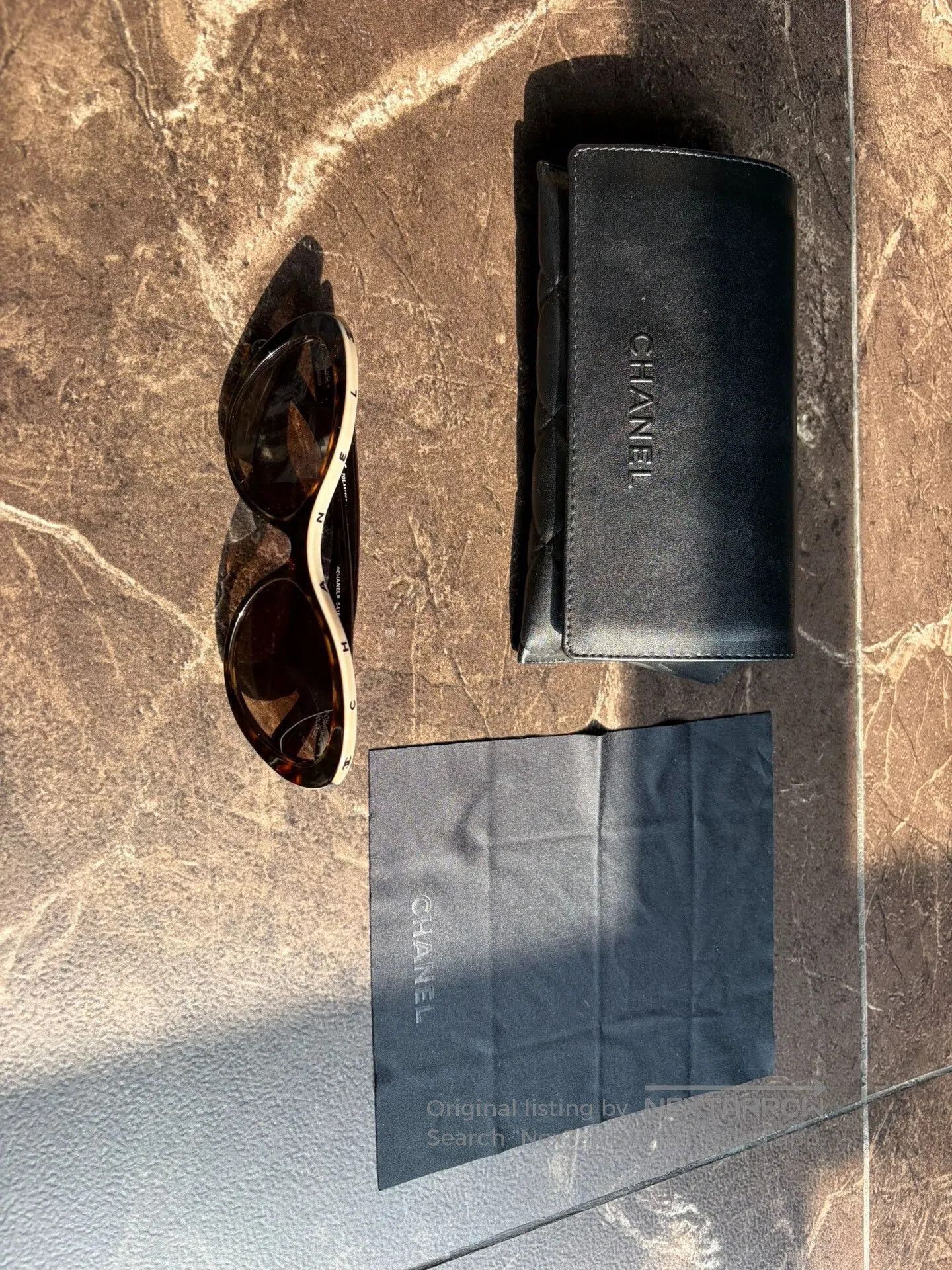 Chanel Chanel Cat Eye Logo Sunglasses. Size ONE SIZE - 1 Thumbnail