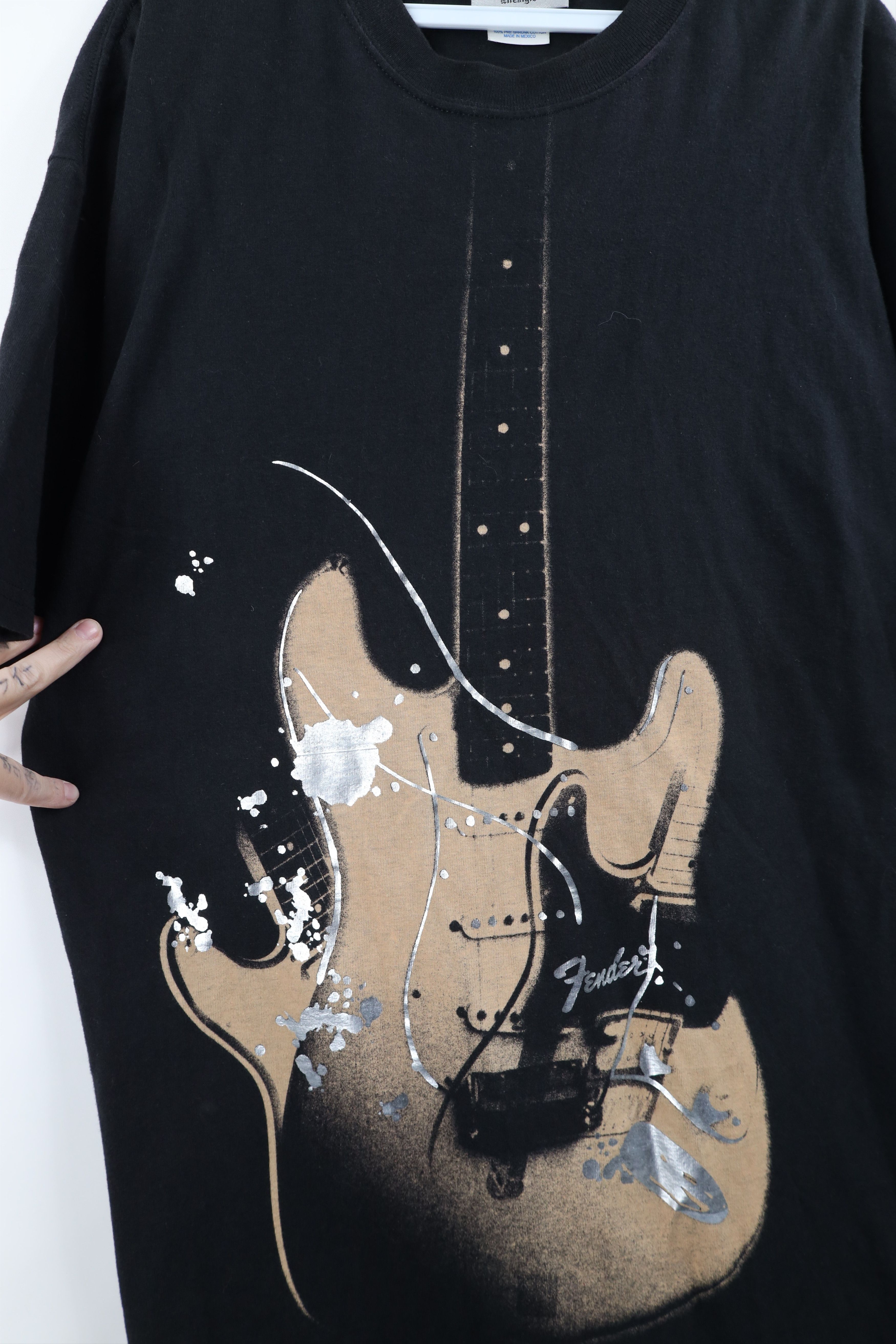Fender Vintage Fender Guitars Spell Musician Guitar T-Shirt Black Size US XL / EU 56 / 4 - 4 Thumbnail