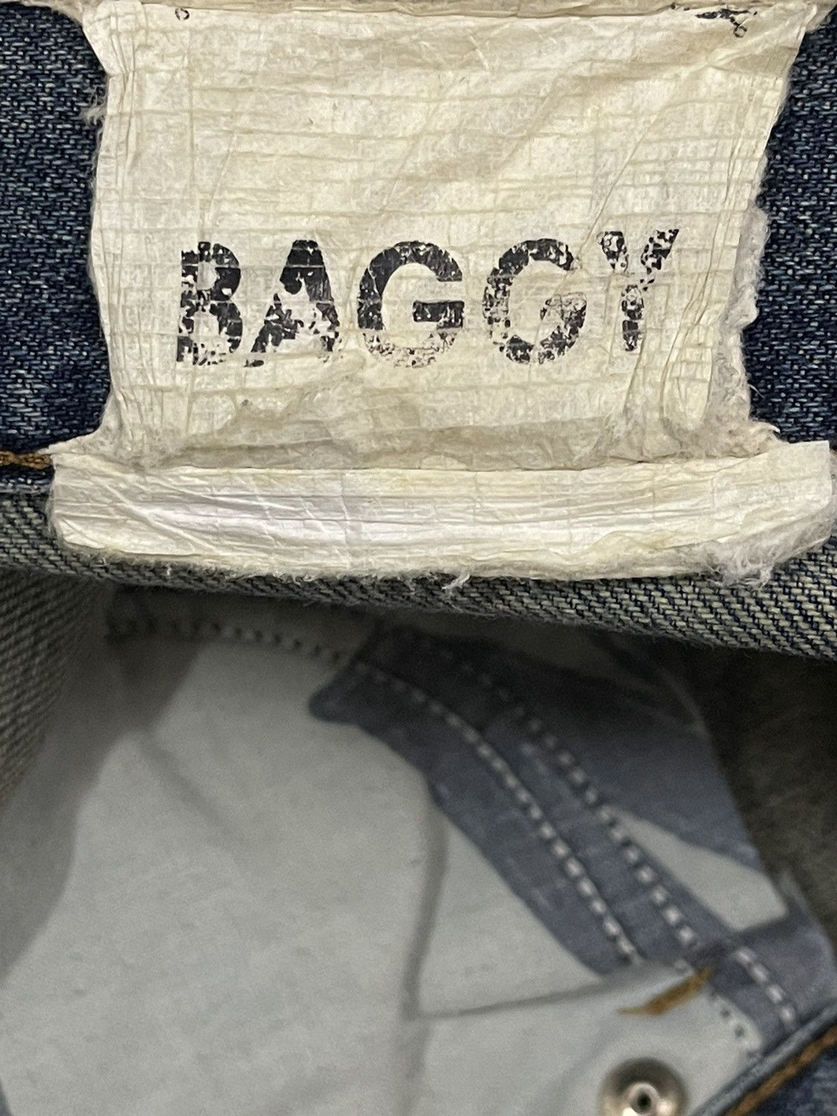 Richmond Denim Vintage Richmond Denim Blue Wash Distress Baggy Jeans Size US 31 - 9 Thumbnail