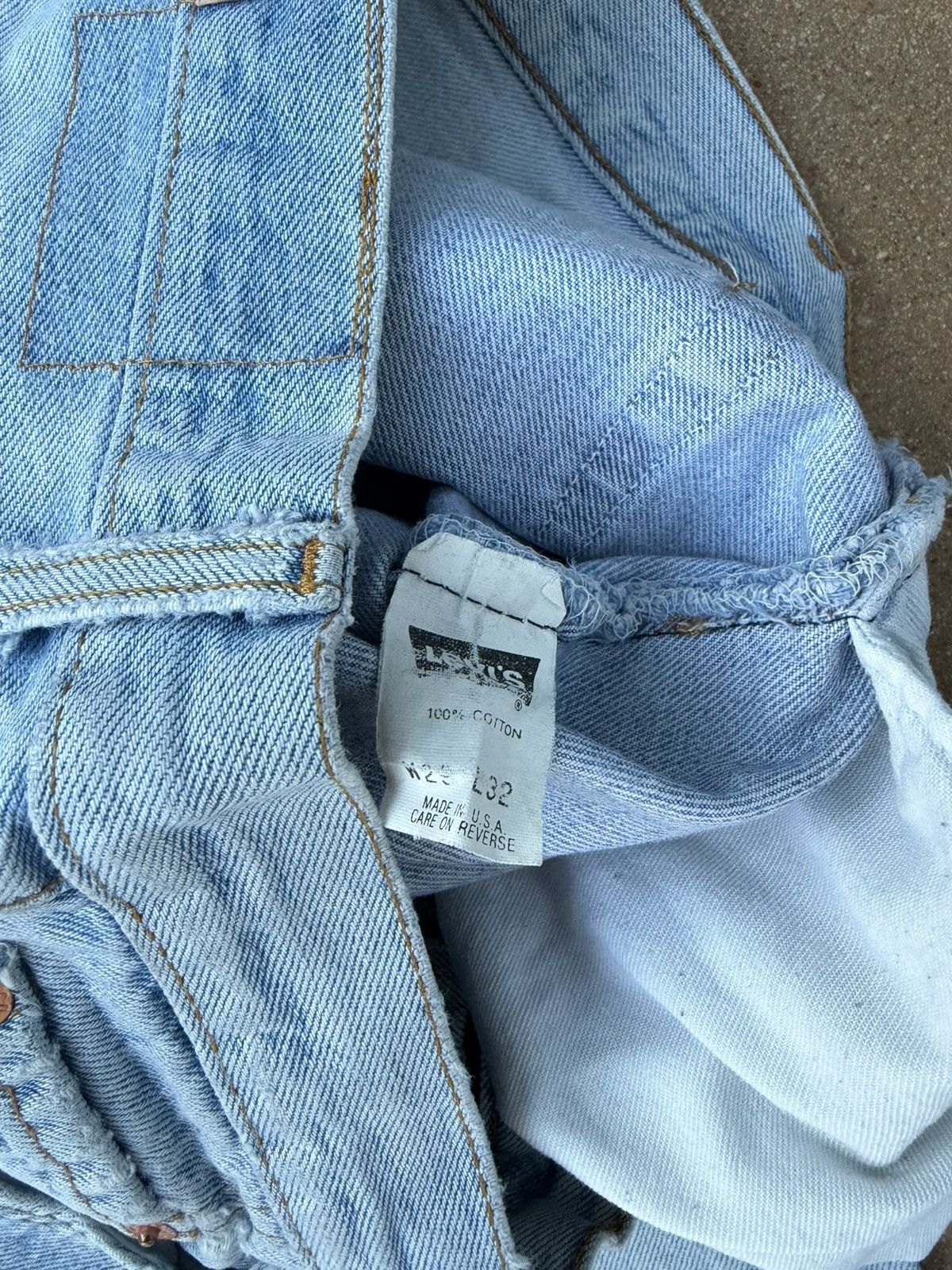 Levi's Vintage 80s Levi’s 501xx Buttonfly Faded Denim Jeans 28x30 Size US 28 / EU 44 - 6 Thumbnail