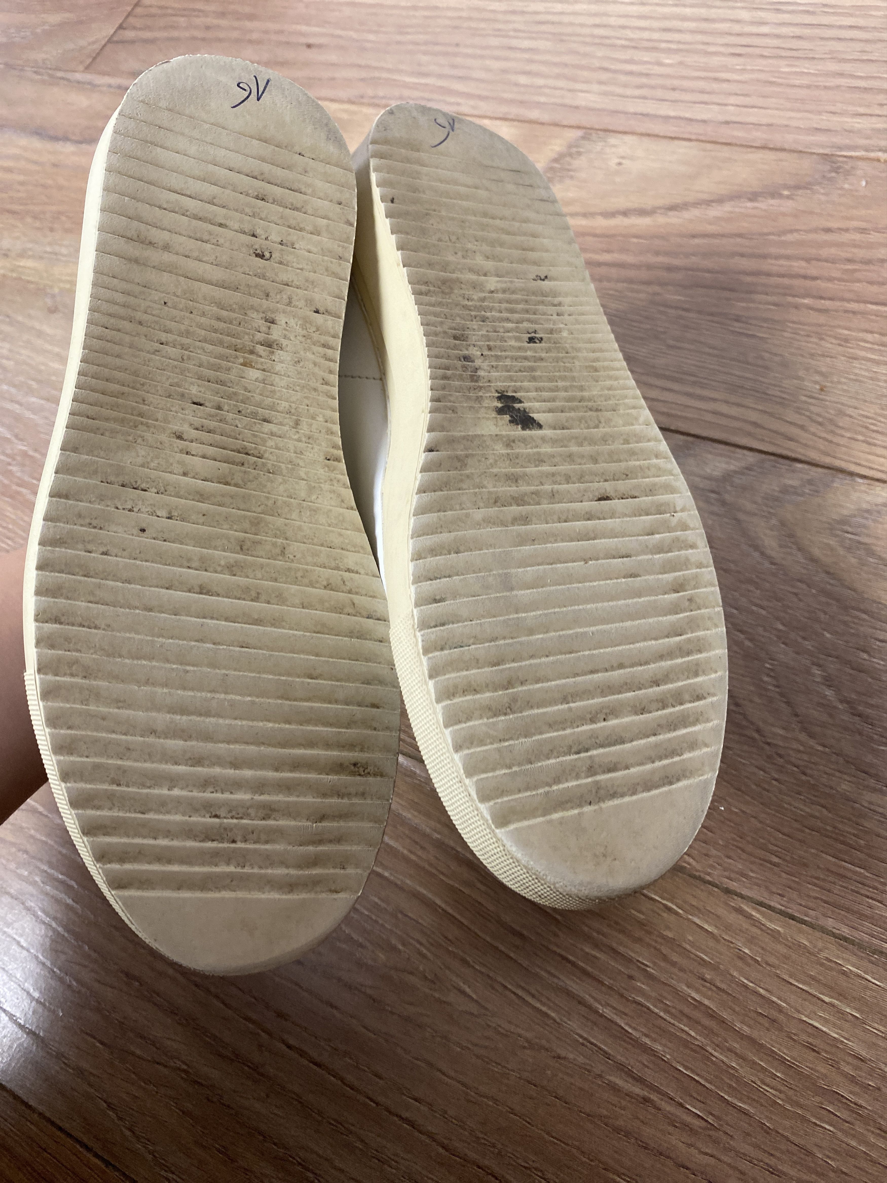 Axel Arigato Axel Arigato sneakers shoes small logo Size US 6 / IT 36 - 5 Thumbnail