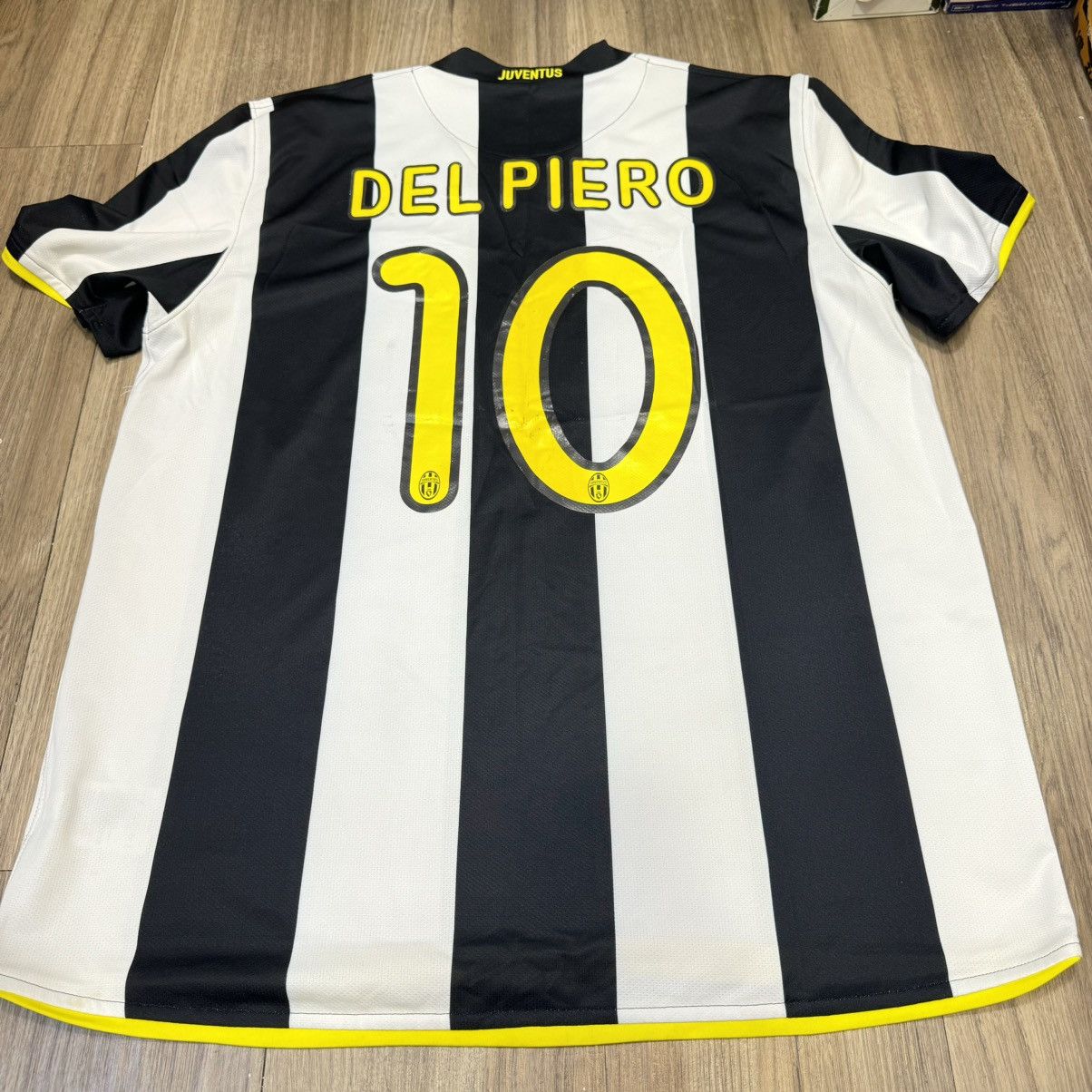 Nike Juventus 08/09 home shirt #10 Del Piero Size US XL / EU 56 / 4 - 2 Thumbnail