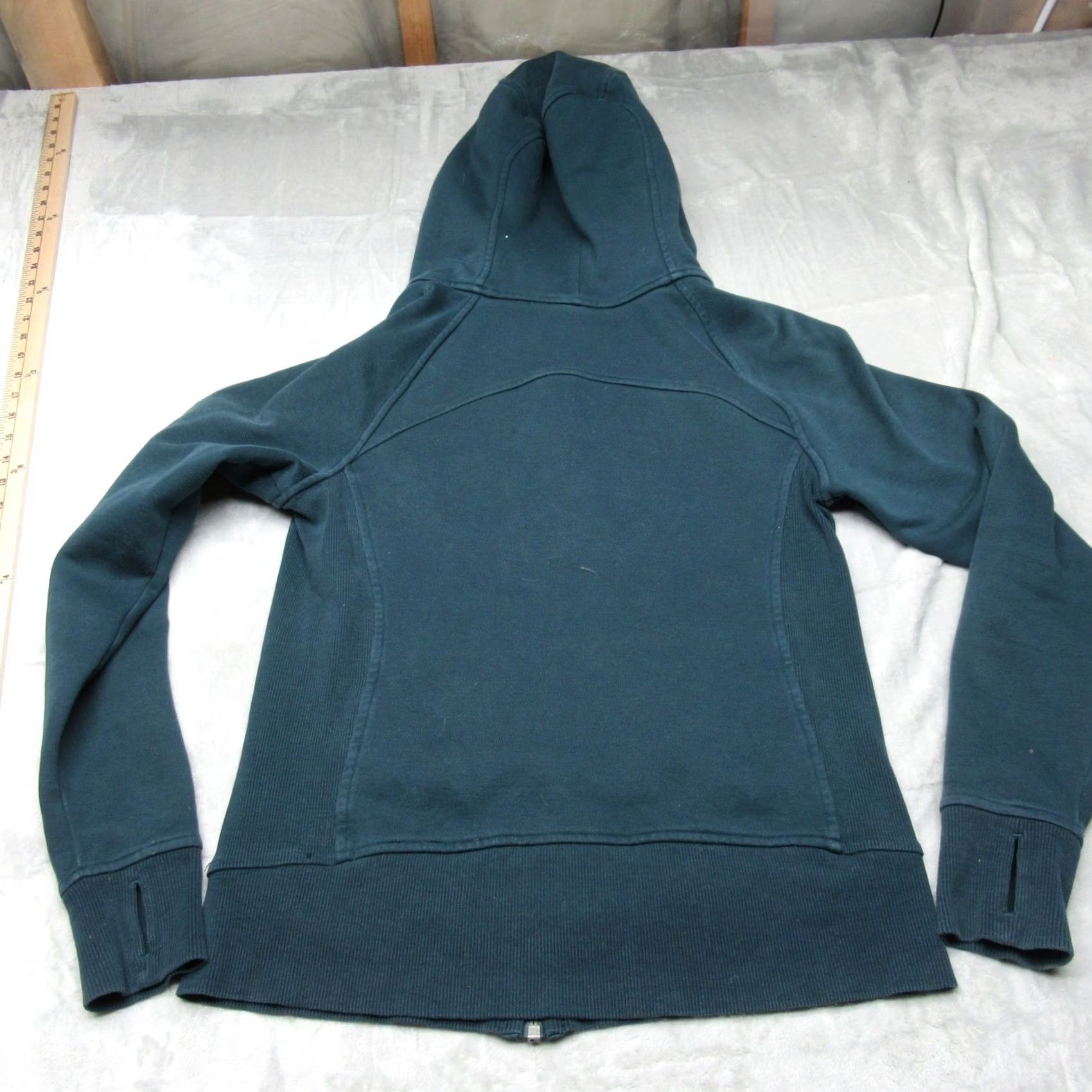 Lululemon VINTAGE? No. Size M / US 6-8 / IT 42-44 - 2 Thumbnail