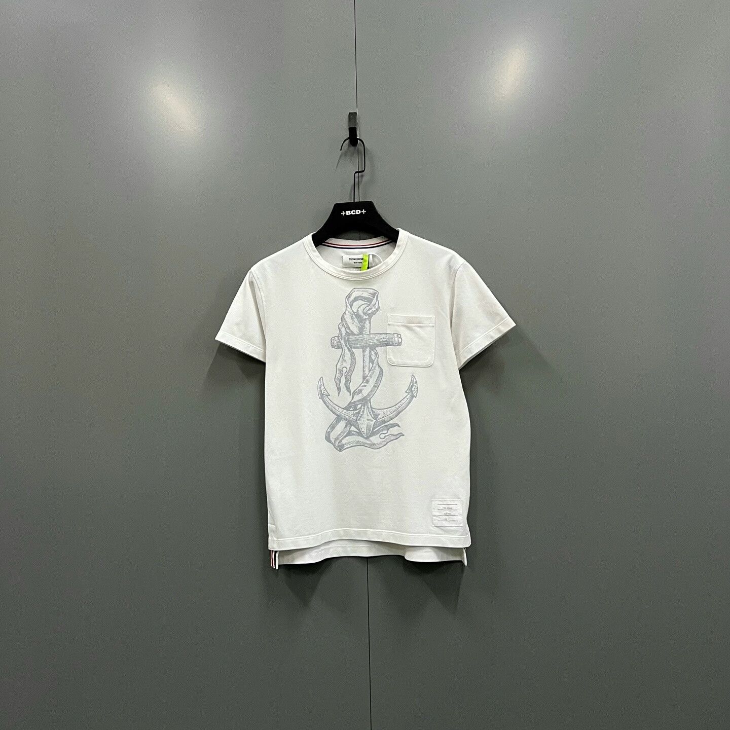 Thom Browne Thom Browne TB White Printed Short Sleeve Size US S / EU 44-46 / 1 - 1 Thumbnail