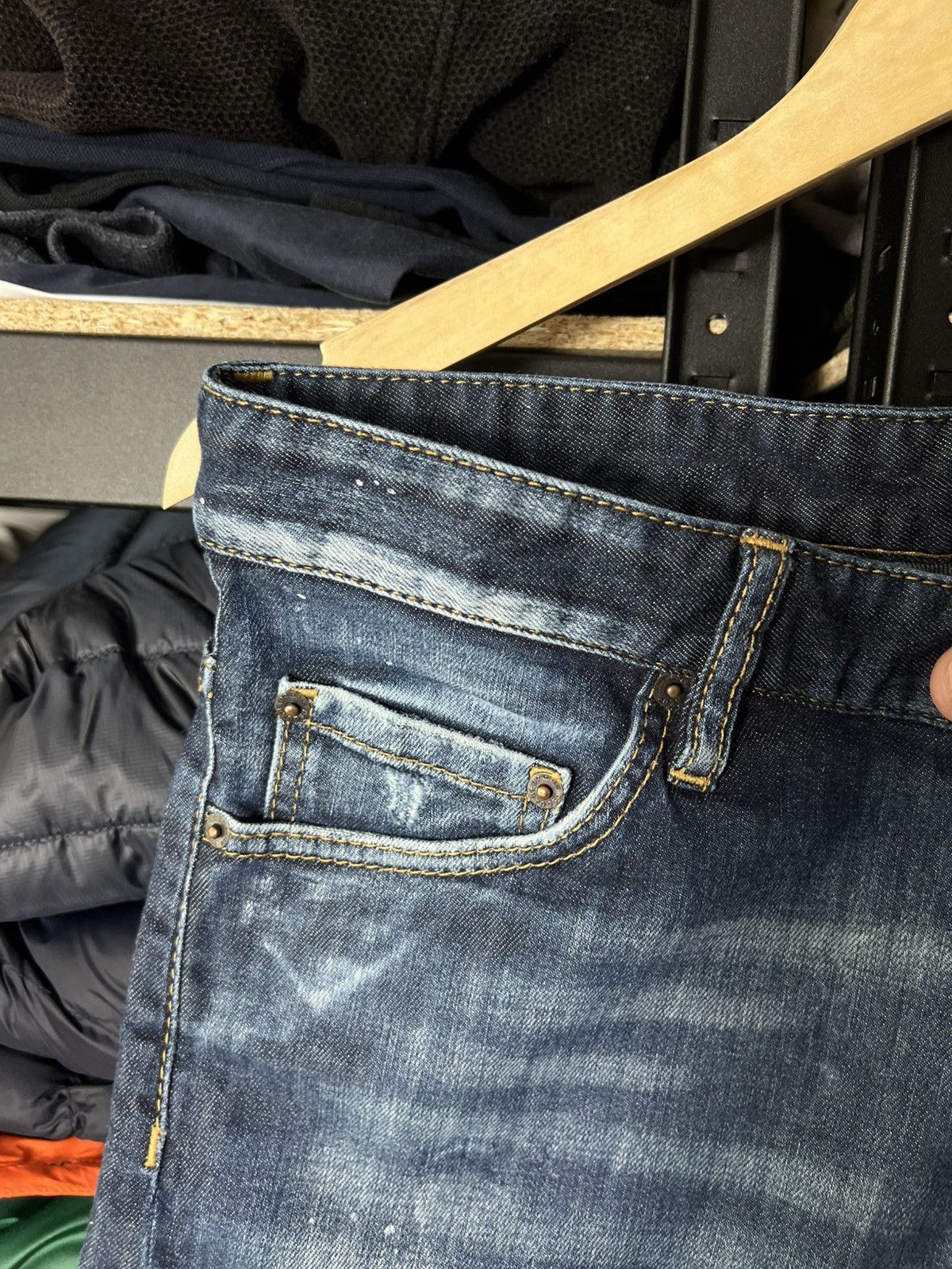 Dsquared2 Dsquared2 Sexy Twist Jeans Distressed Denim Y2K Italy Size US 32 / EU 48 - 9 Thumbnail
