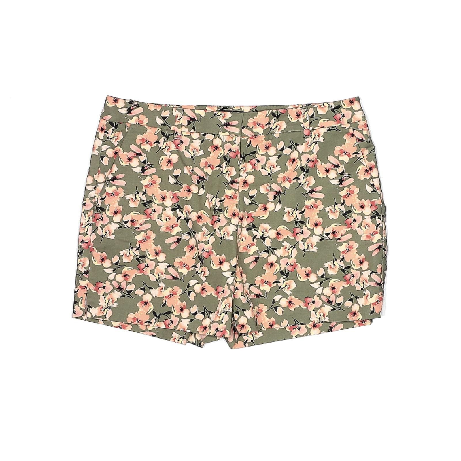 Other White House Black Market Floral Khaki Shorts Size 10 Size 32" / US 10 / IT 46 - 1 Thumbnail