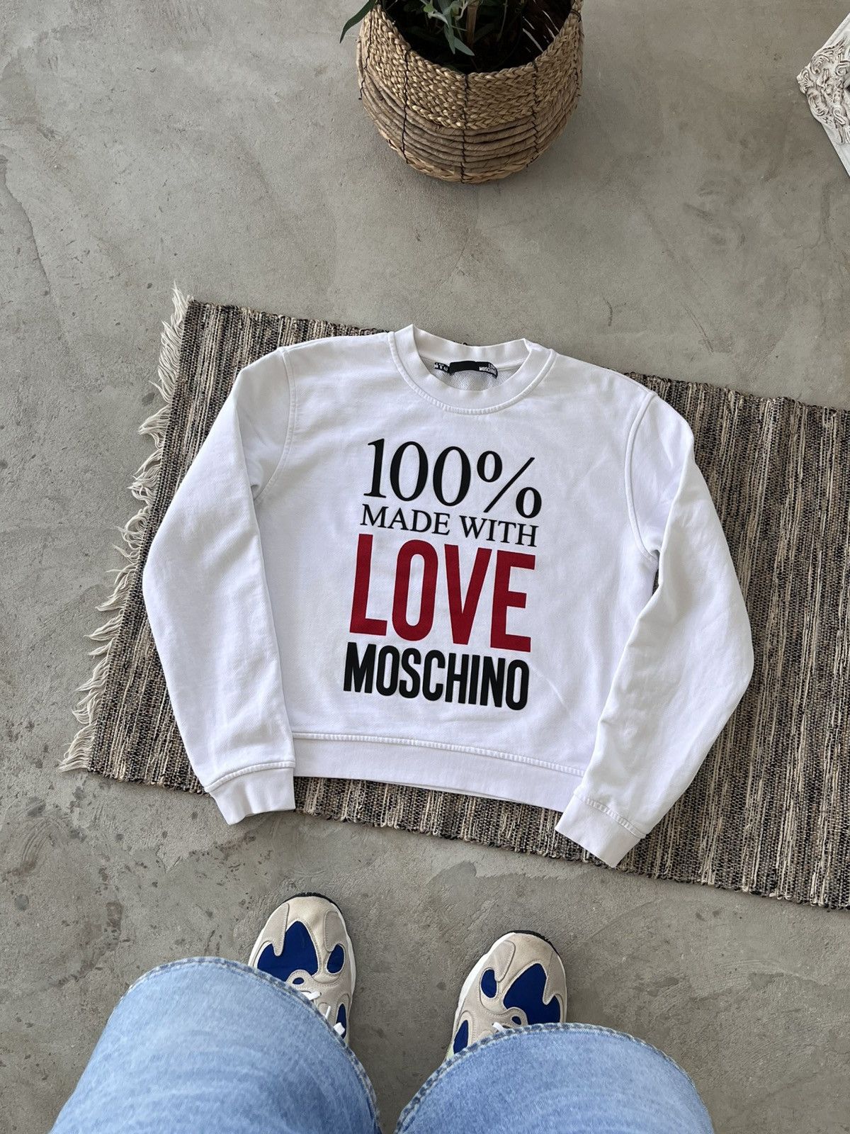 Moschino Moschino Sweatshirt White Big Logo luxury avantgarde Y2K Size M / US 6-8 / IT 42-44 - 1 Thumbnail