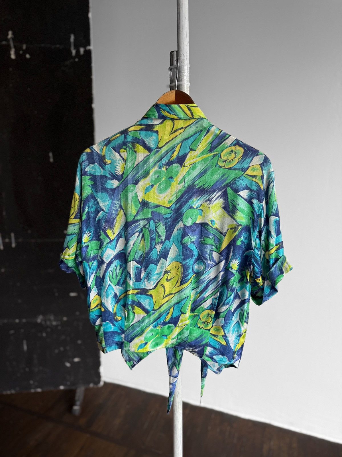 Vintage Nadine H. Vintage Abstract Floral Button Front Blouse Top Size L / US 10 / IT 46 - 2 Thumbnail
