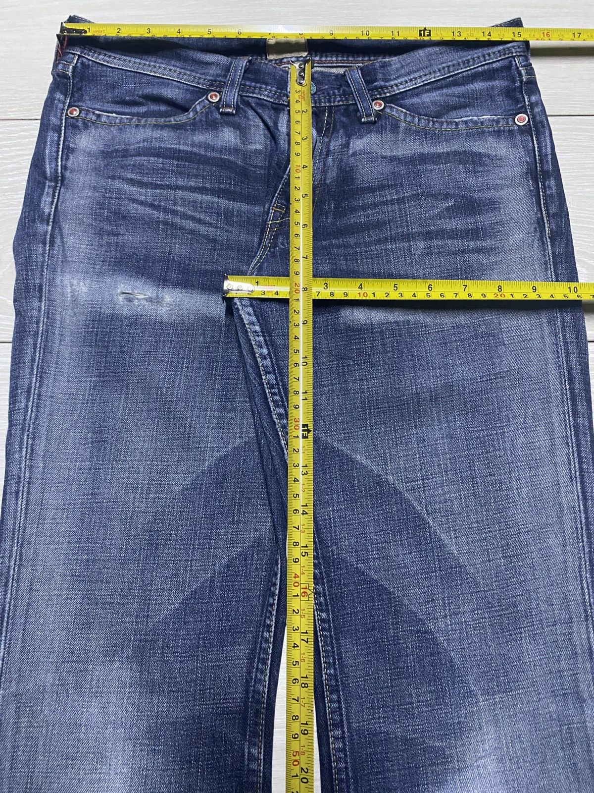 Levi's Vintage Levis Redloop Faded Wash Distressed Flare Jeans Size US 30 / EU 46 - 15 Thumbnail