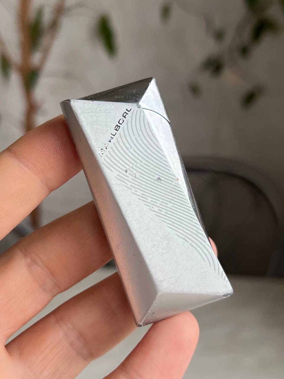 Marlboro × Vintage Y2K ELEGANCE MARLBORO GEOMETRIC METAL PUNK ROCK LIGHTER Size ONE SIZE - 1 Thumbnail