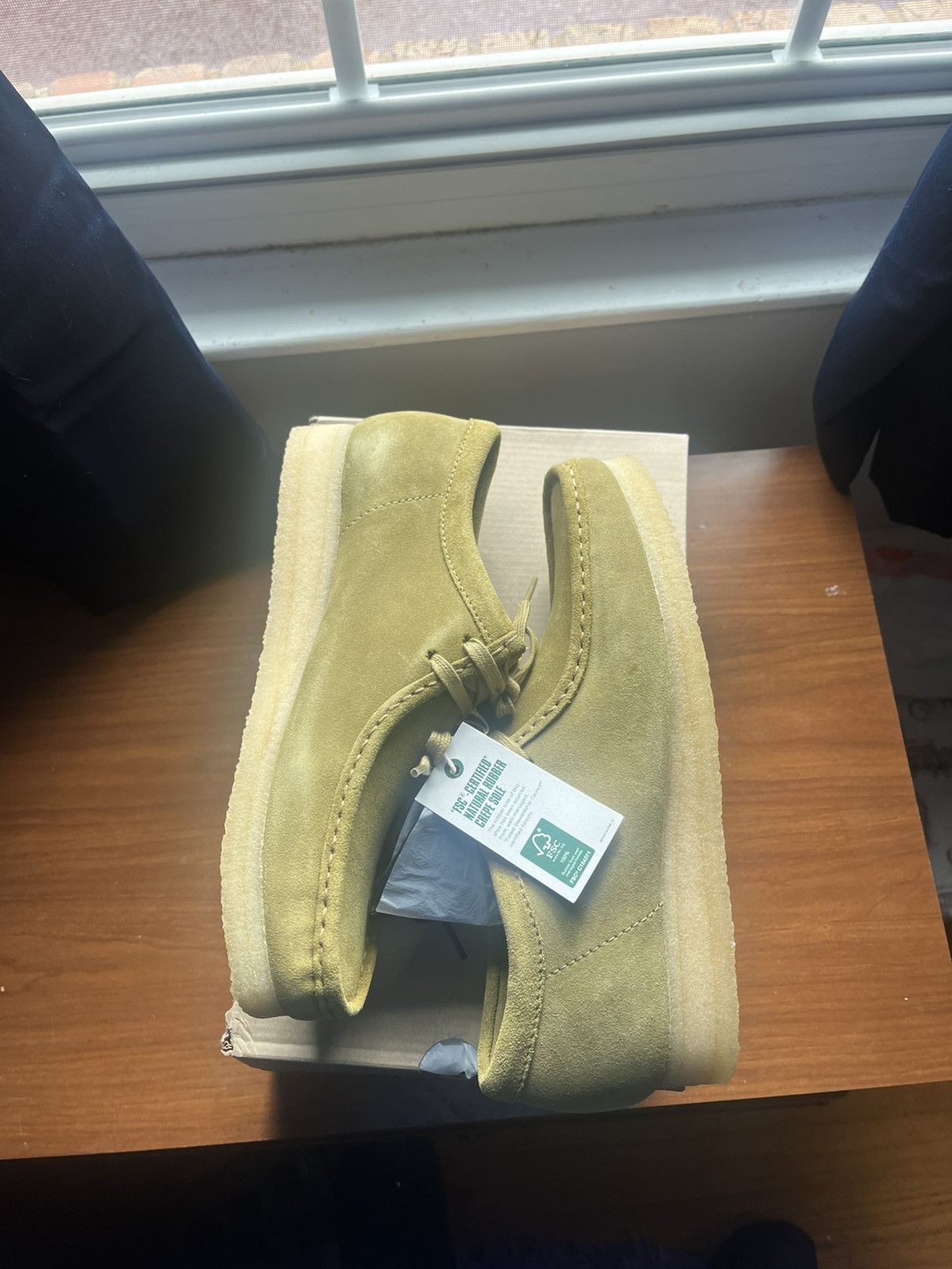 Clarks WALLABIZE MID GREEN SUEDE Size US 9 / EU 42 - 3 Thumbnail