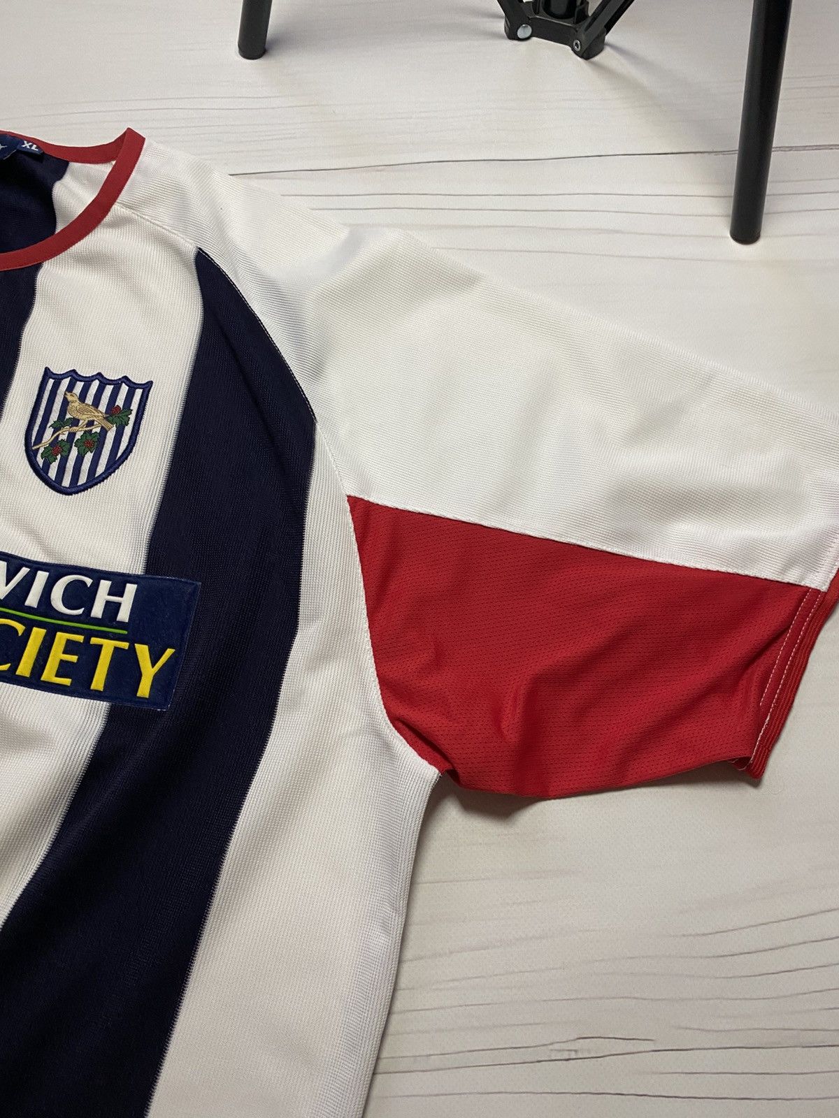 Vintage Vintage Diadora West Bromwich Albion 2003/04 home t shirt Size US XL / EU 56 / 4 - 9 Thumbnail