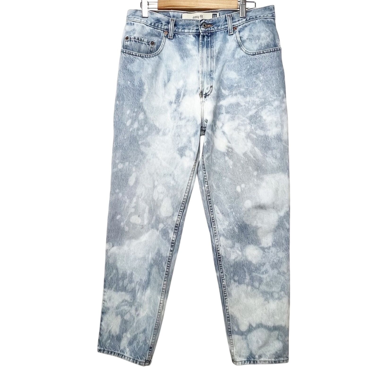 Gap Gap Distressed Marble Bleached Upcycled High Waist Mom Jean Size 32" / US 10 / IT 46 - 1 Thumbnail