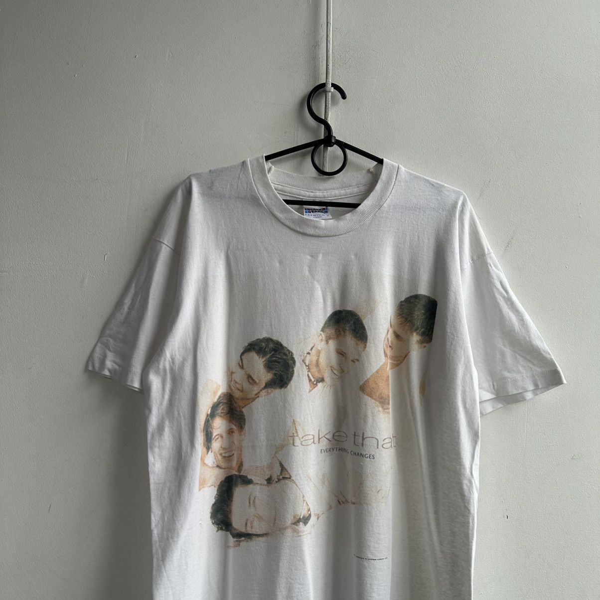 Band Tees Vintage 1993s TAKE THAT Tour Tshirt Size US XL / EU 56 / 4 - 4 Thumbnail