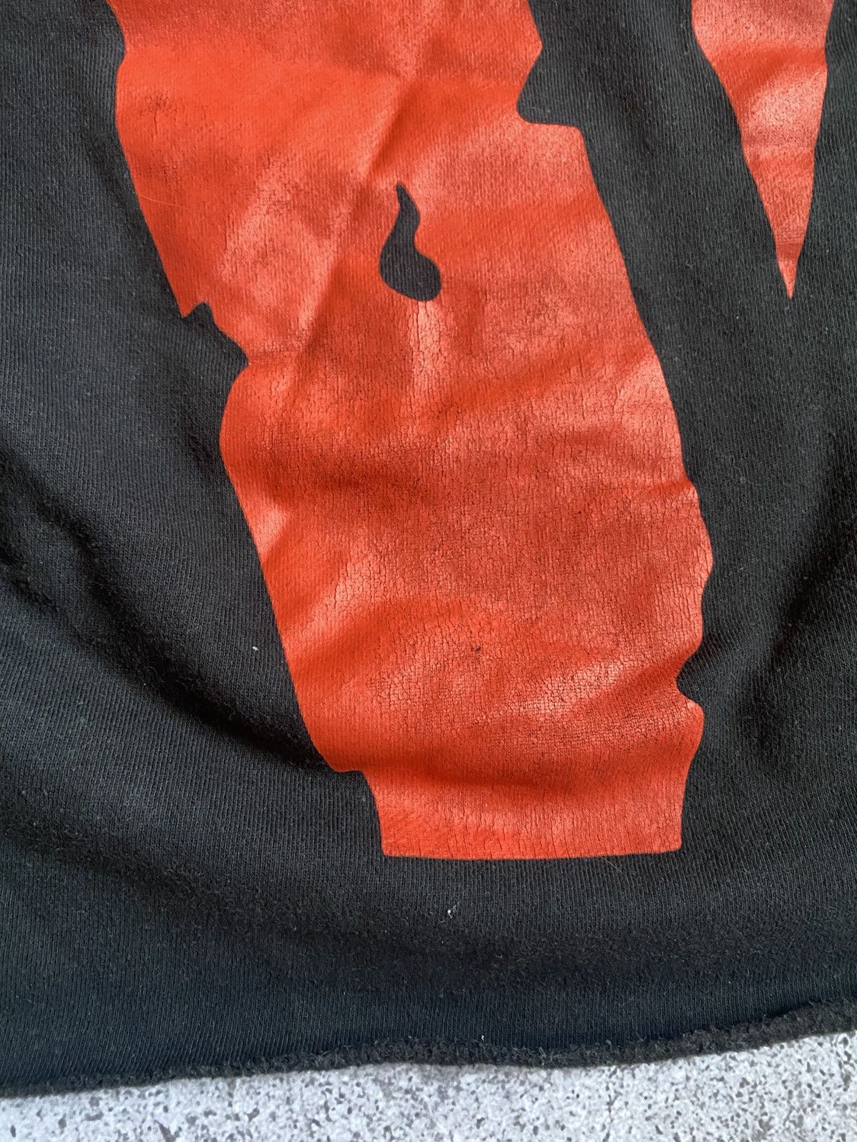 NAV × Vintage × Vlone Vintage Nav x Vlone Hoodie Big Logo Size L Size US L / EU 52-54 / 3 - 17 Thumbnail