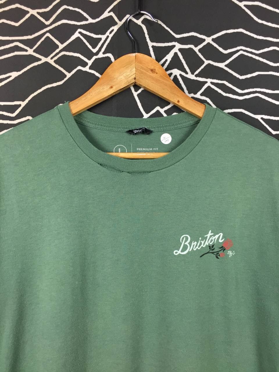 Brixton Brixton Floral Script Logo Skater Vibe Premium Fit Tee Size US L / EU 52-54 / 3 - 11 Thumbnail