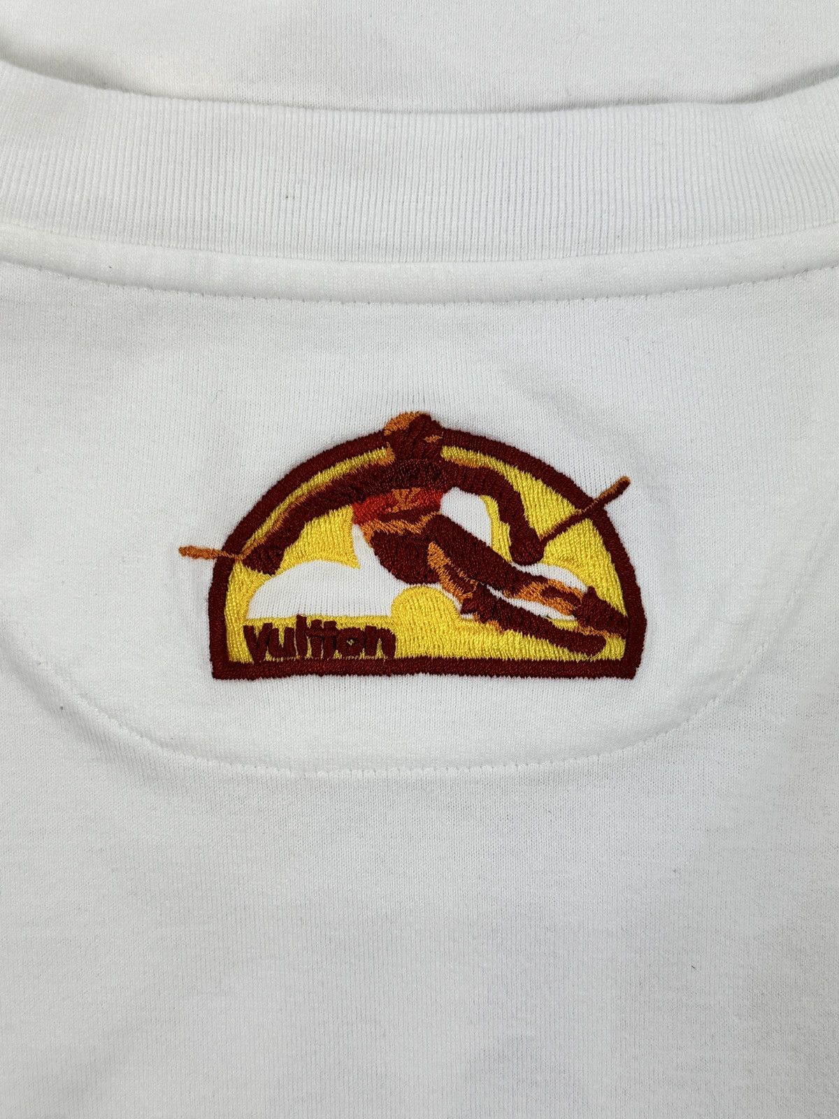 Louis Vuitton SKI PRINT T-SHIRT Size US L / EU 52-54 / 3 - 3 Thumbnail