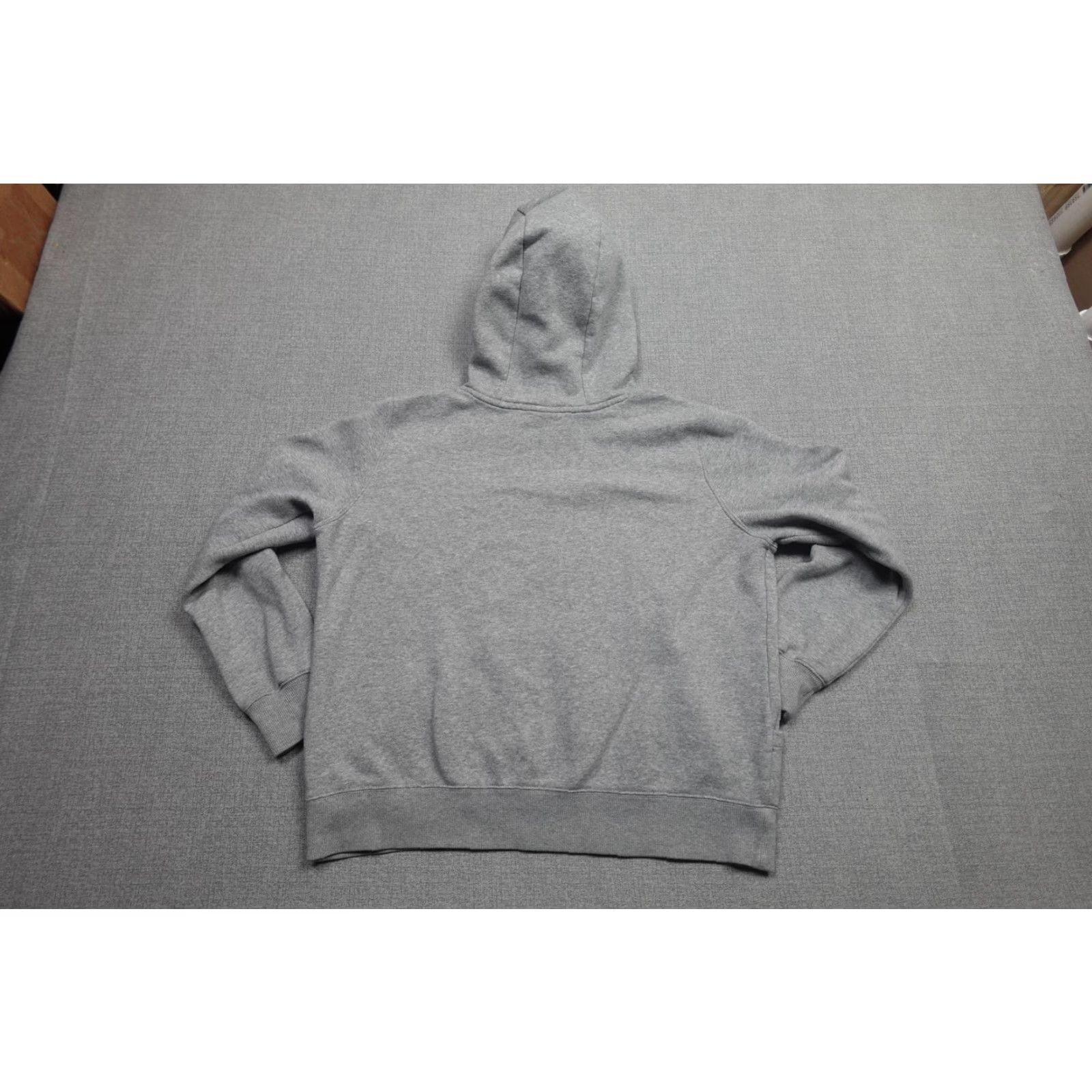Nike Nike Center Swoosh Sweatshirt Mens Large Gray Fleece Pullover Hoodie Kangaroo Size US L / EU 52-54 / 3 - 4 Thumbnail