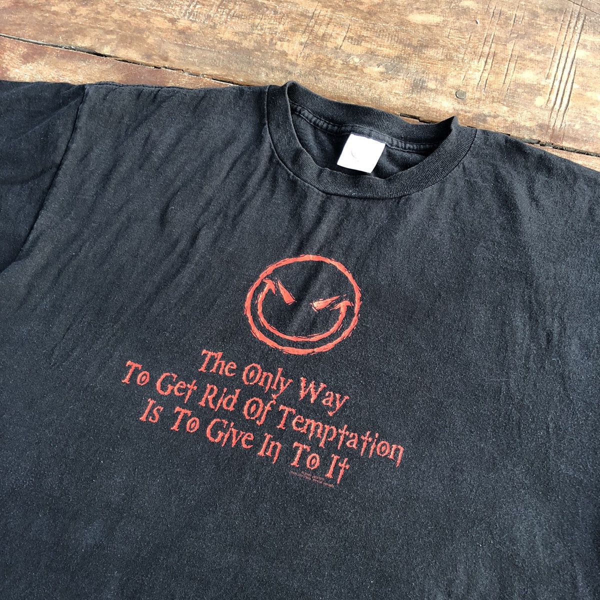 Vintage Vintage 2000 Jester Horror Movie Rare T Shirt Size US XL / EU 56 / 4 - 1 Thumbnail