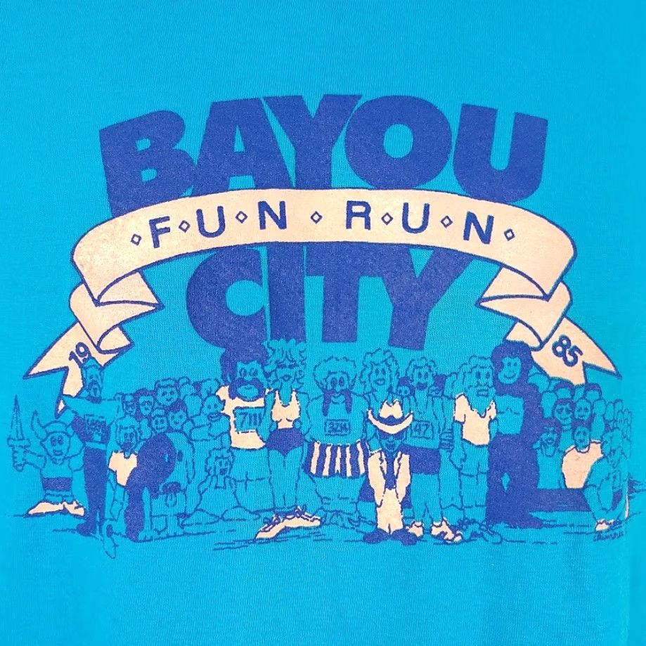 Hanes VINTAGE Hanes T-Shirt Mens Size M Blue Bayou City Fun Run 80s 1985 Houston Made In USA Running Race Theme Size US M / EU 48-50 / 2 - 3 Thumbnail