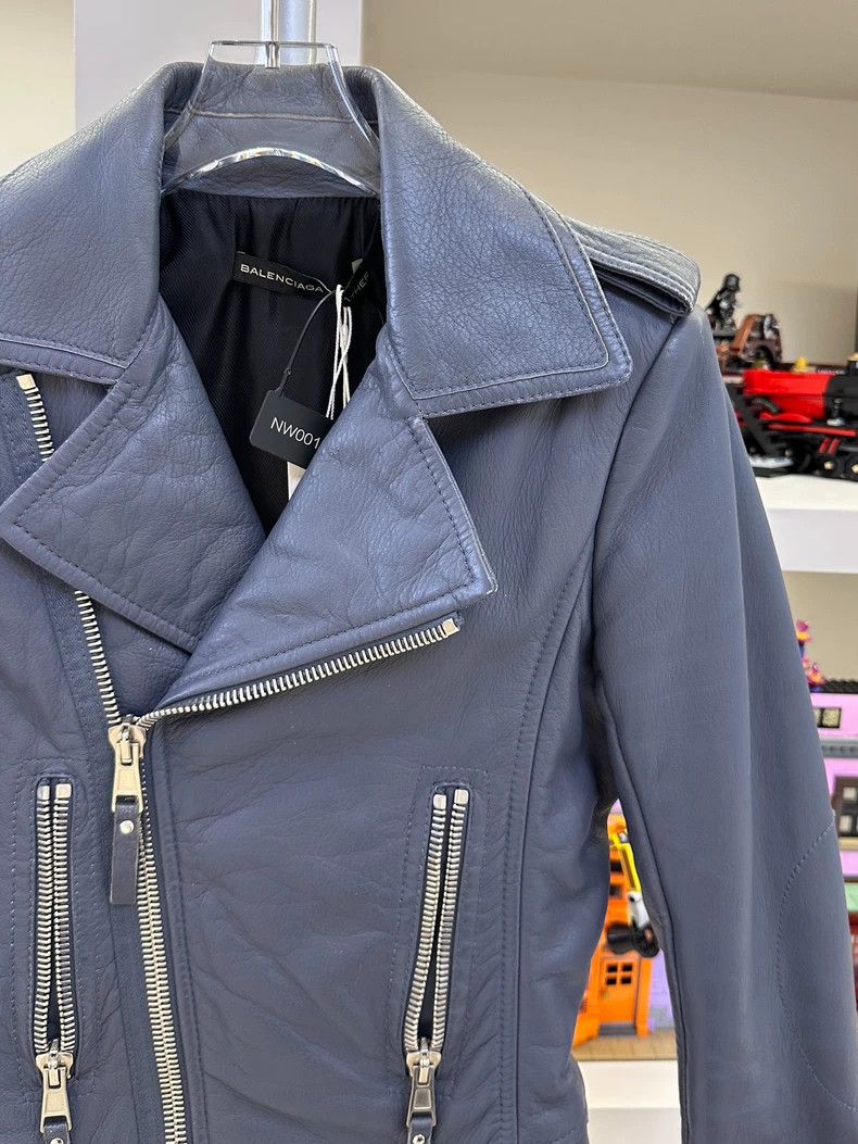 Balenciaga Balenciaga size 34 Leather motorcycle jacket 2501-Nextarrow Size US M / EU 48-50 / 2 - 4 Thumbnail