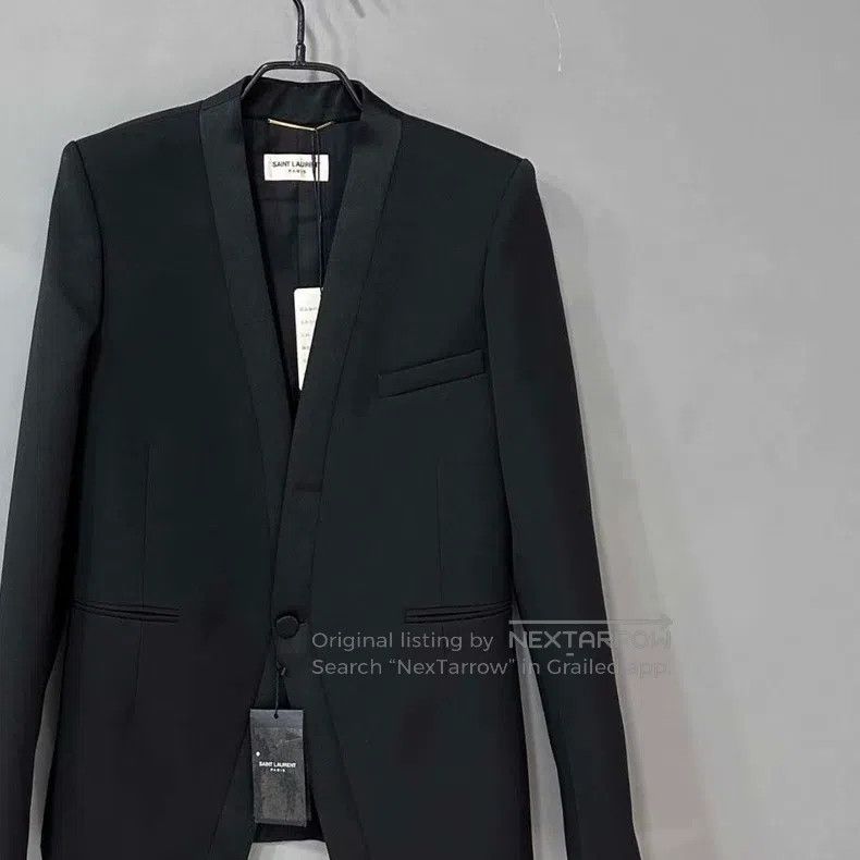Saint Laurent Paris Saint Laurent Paris Smoking Lapel Suit Size XS / US 0-2 / IT 36-38 - 1 Thumbnail