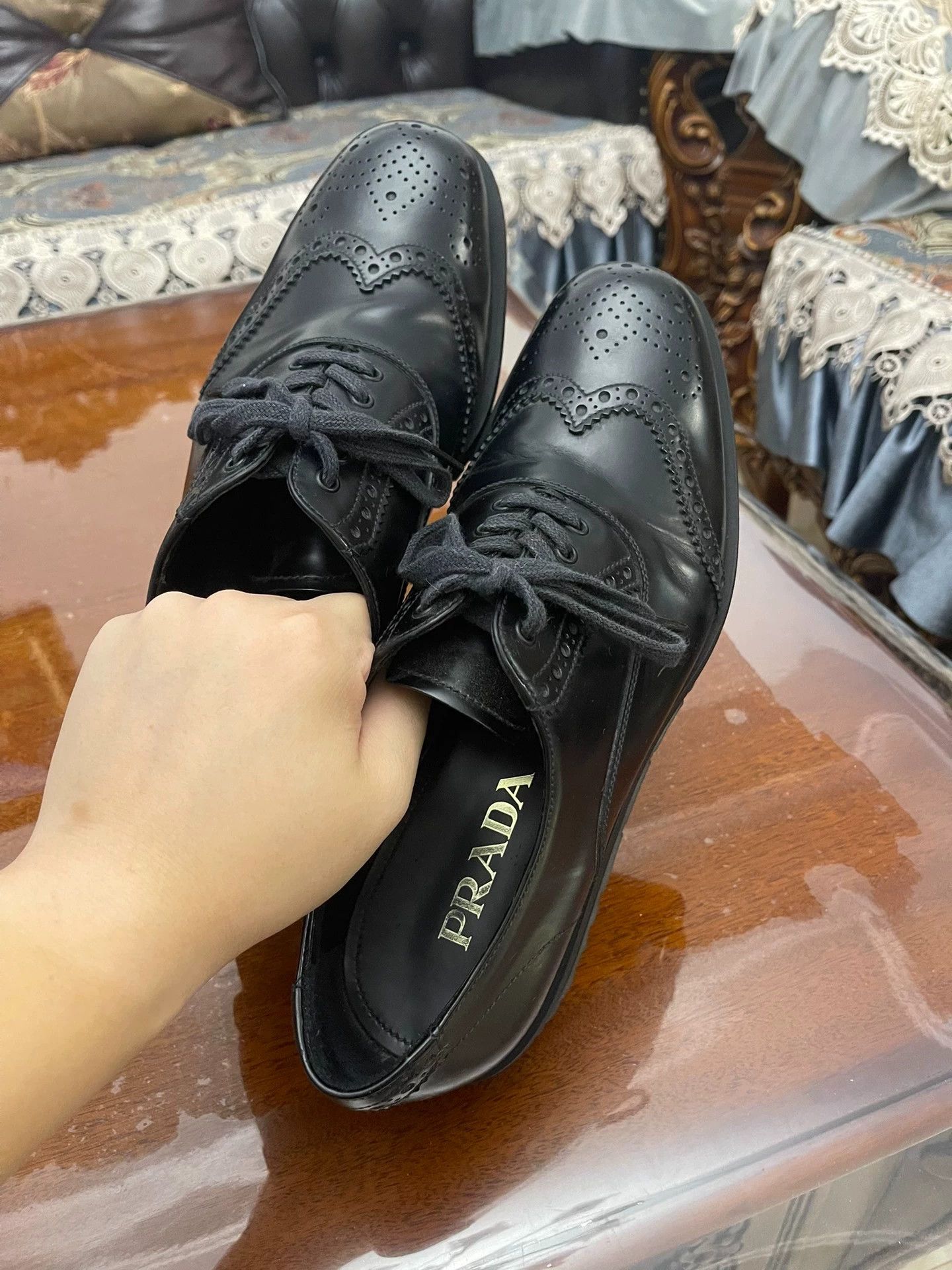 Prada Prada Men's 7 Baroque Leather Shoes (Worn Few Times) Size US 7 / EU 40 - 3 Thumbnail