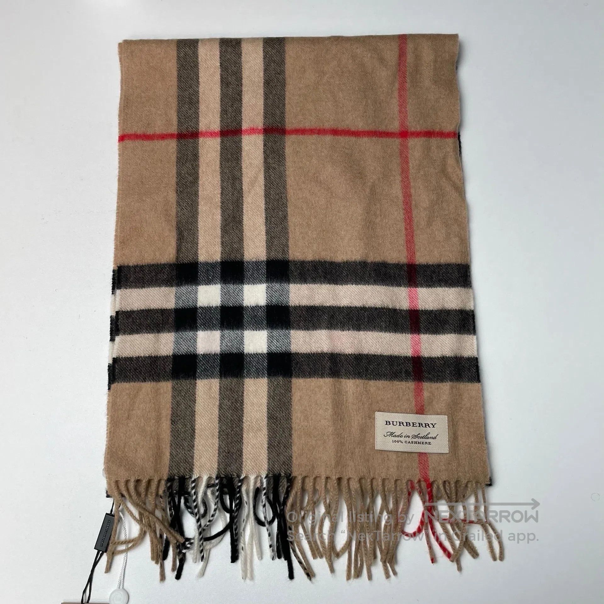 Burberry Burberry Classic plaid heart pattern 100% cashmere scarf| Size ONE SIZE - 3 Thumbnail