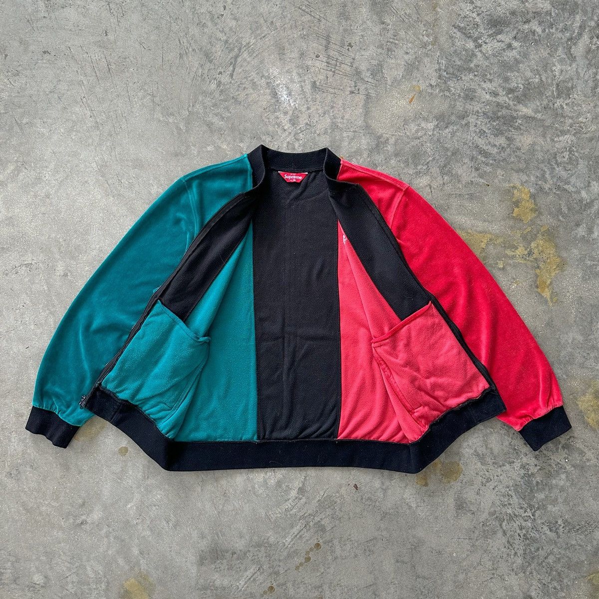 Supreme SS18 Supreme Velour Zip Up jacket size XL black red teal Size US XL / EU 56 / 4 - 4 Thumbnail