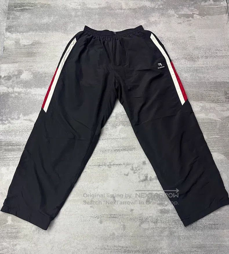 Balenciaga Balenciaga Black Side Stripe Embroidered Logo Pants Size US 30 / EU 46 - 1 Thumbnail