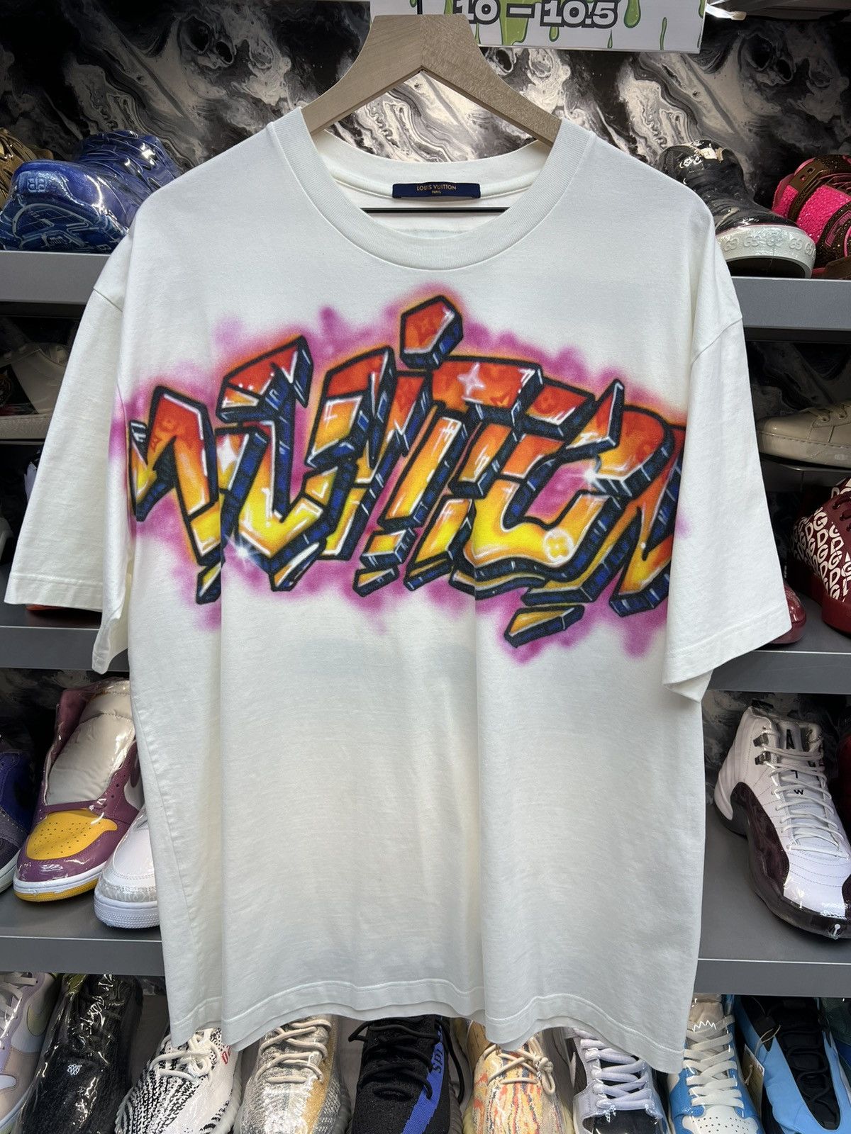 Louis Vuitton Louis Vuitton Graffti White Tee Size US XXL / EU 58 / 5 - 1 Thumbnail