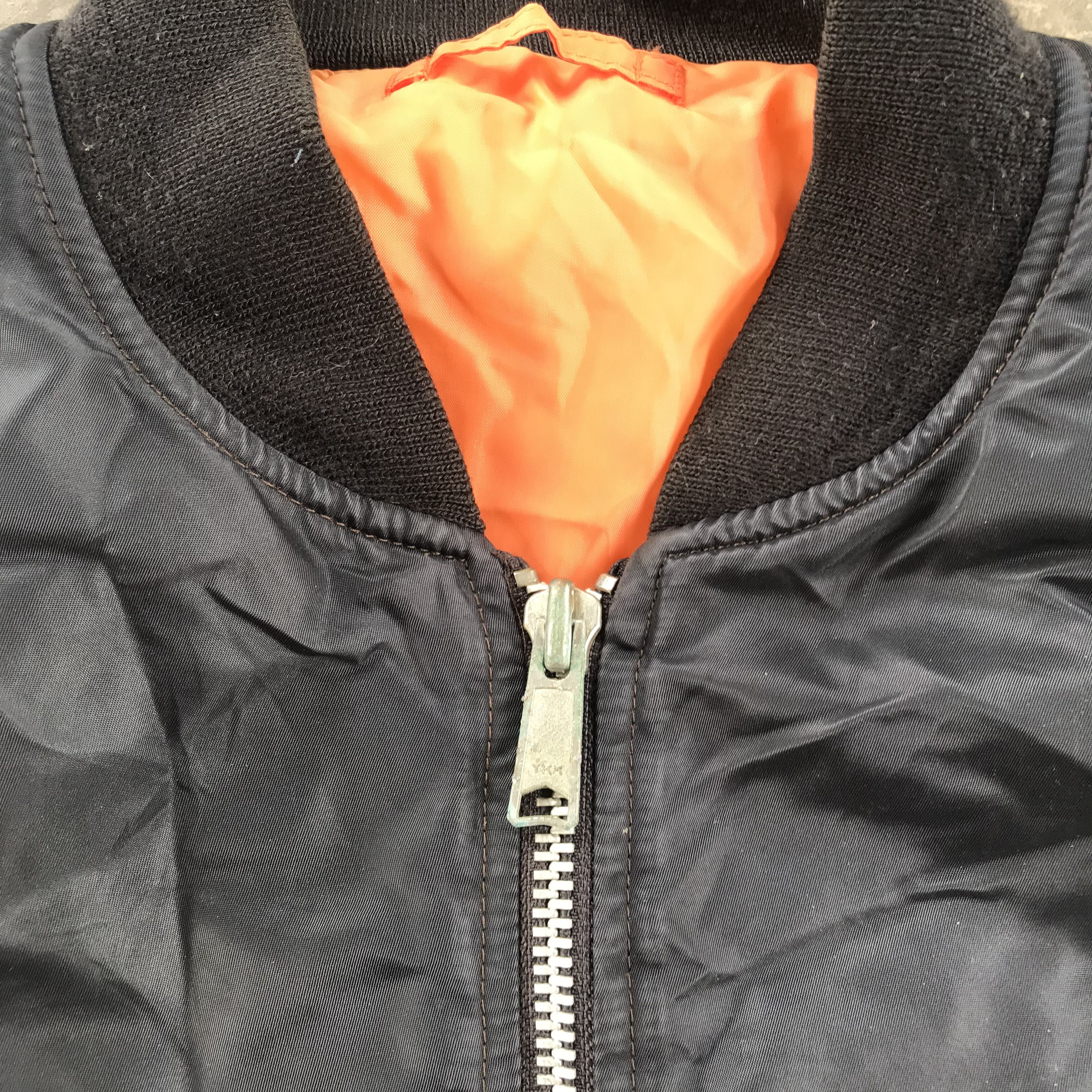 Uniqlo Vintage Uniqlo MA 1 Bomber Jacket Size US M / EU 48-50 / 2 - 10 Thumbnail