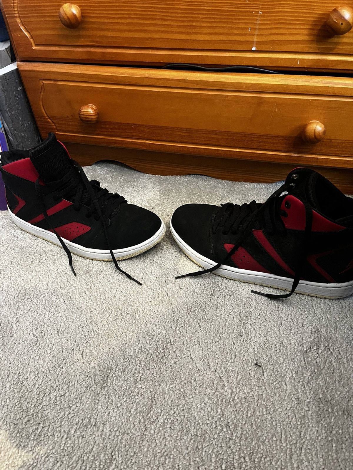 Jordan Brand × Nike Jordan flight Legend Black and Red Size US 9 / EU 42 - 4 Thumbnail