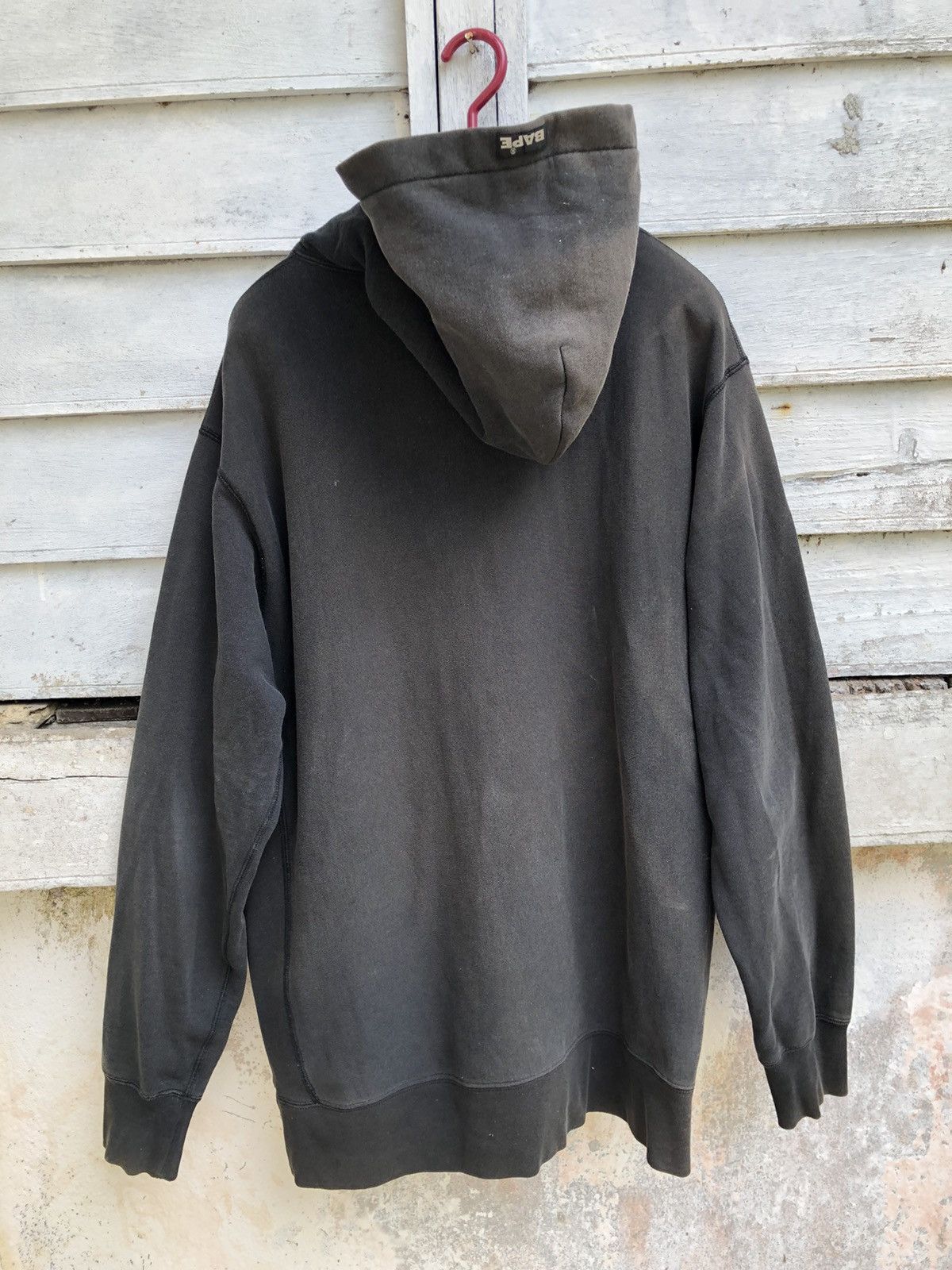 Bape Vintage Distressed Bape Sun Faded Hoodie Pullover Size US L / EU 52-54 / 3 - 4 Thumbnail