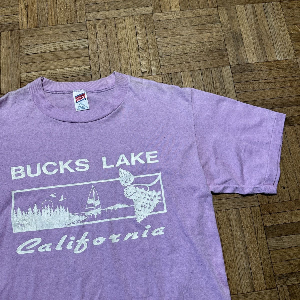 Soffe × Vintage Vintage Bucks Lake California tee Size US L / EU 52-54 / 3 - 5 Thumbnail