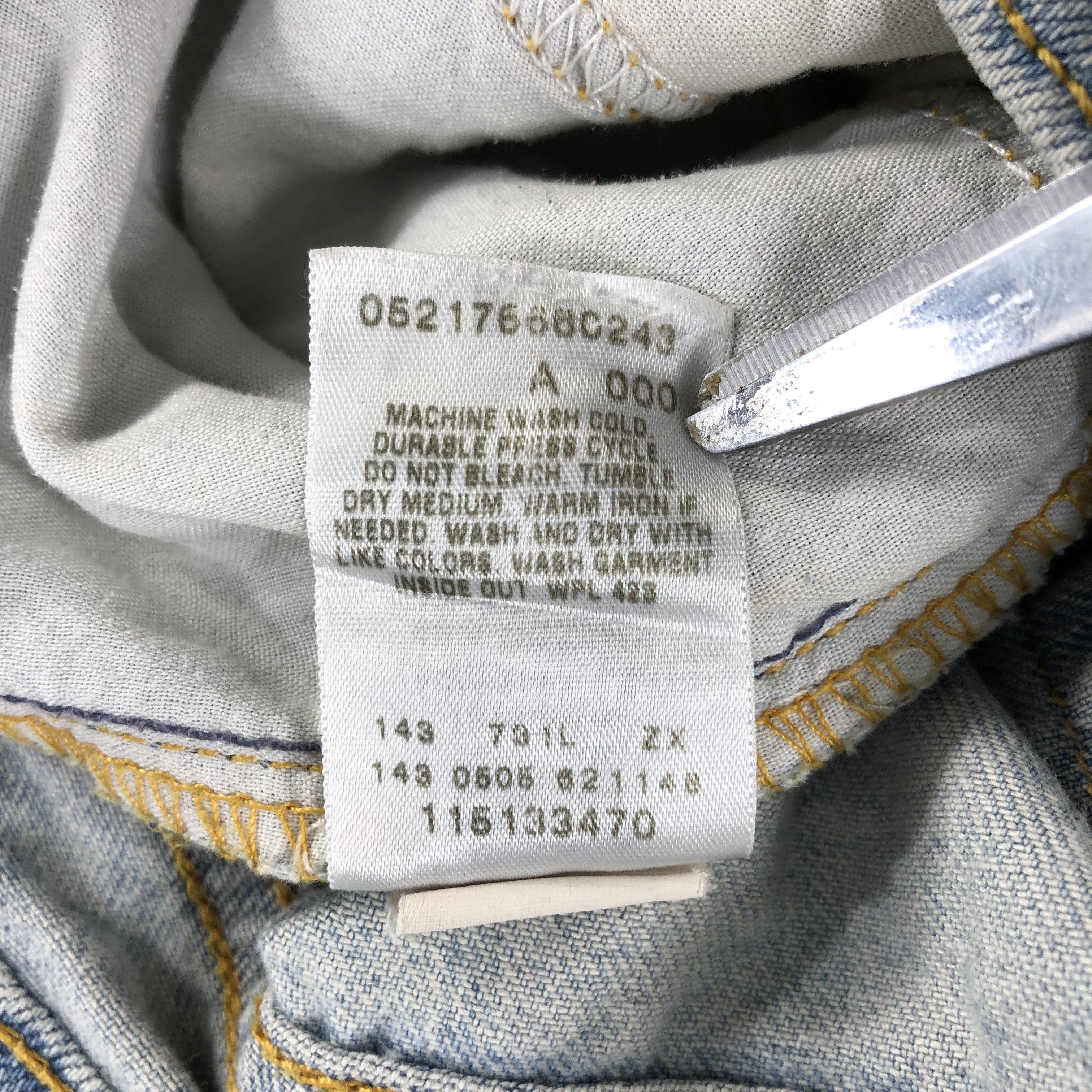 Levi's × Vintage Vintage Light Wash Levis 513 Jeans-JM2893 Size US 35 - 14 Thumbnail