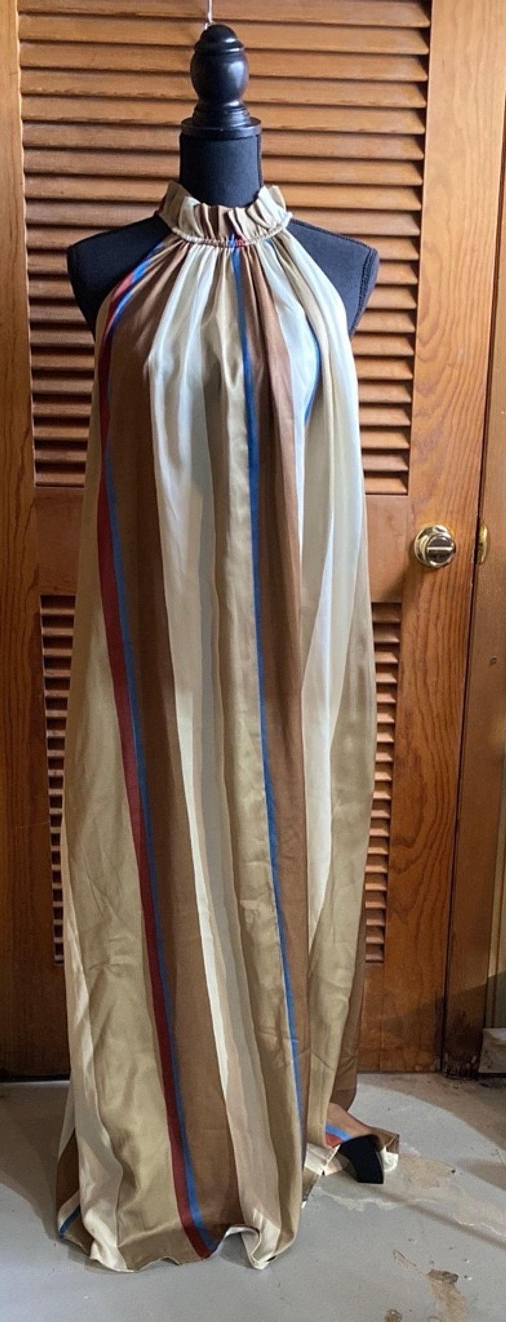 Banana Republic Banana Republic Sleeveless Halter Trapeze Maxi Dress Size S Size S / US 4 / IT 40 - 1 Thumbnail