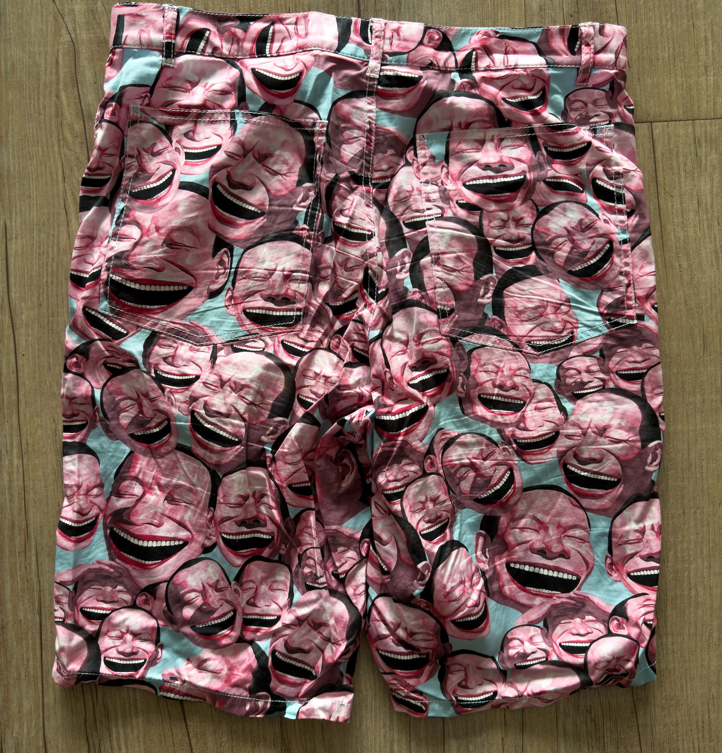 Comme des Garcons SHIRT CDG SHIRT x Yue Minjun shorts **RARE** Size US 34 / EU 50 - 2 Thumbnail