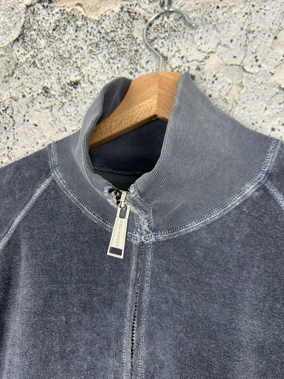 Designer Vintage Dsquared2 Velvet Y2K Zip Sweatshirt Designer Rare Size US L / EU 52-54 / 3 - 3 Thumbnail