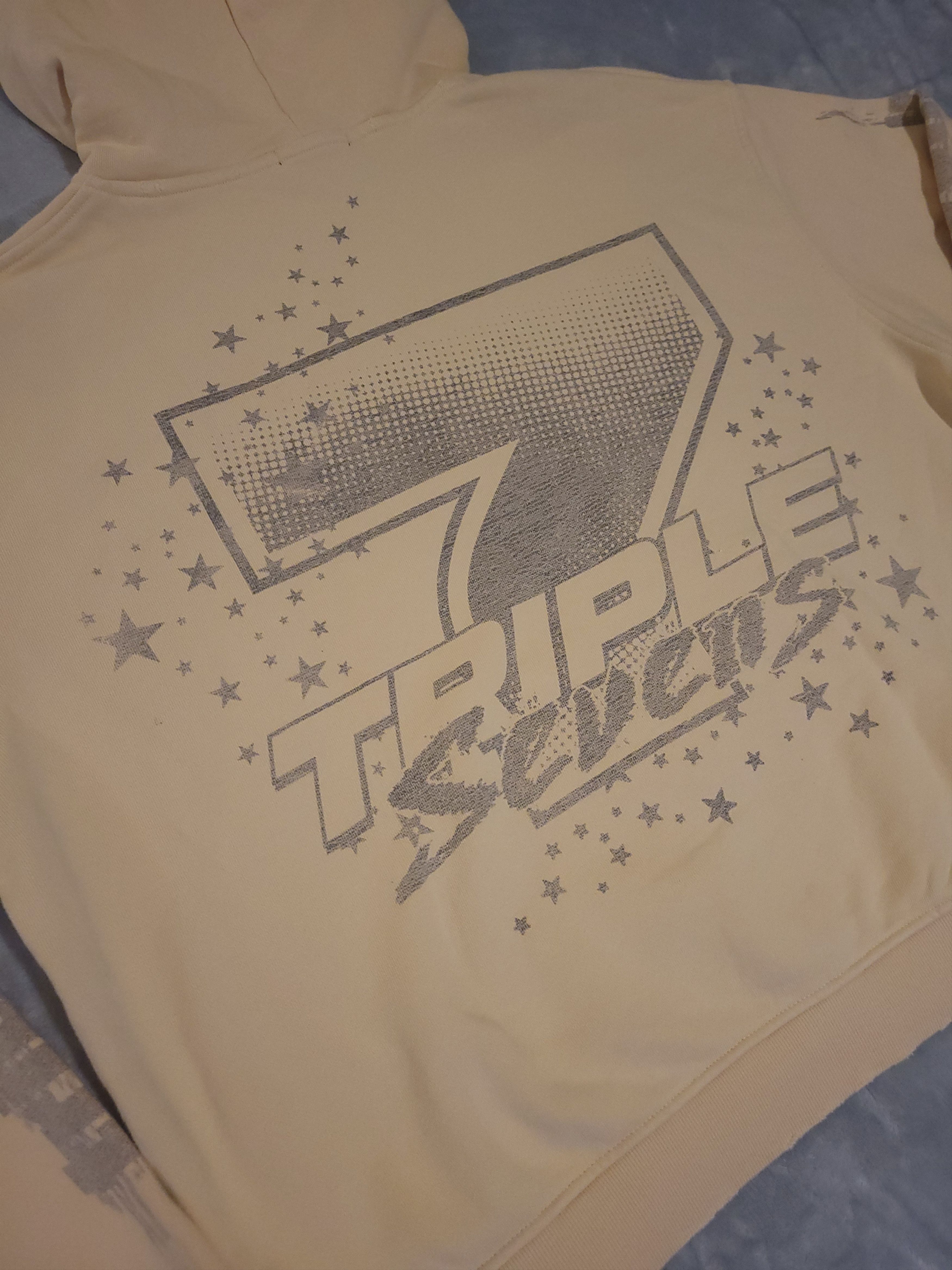 TRIPLE SEVENS Triple Sevens -Beige Hoodie-Mens Oversized Med (Fits L) BNWT Size US M / EU 48-50 / 2 - 20 Thumbnail