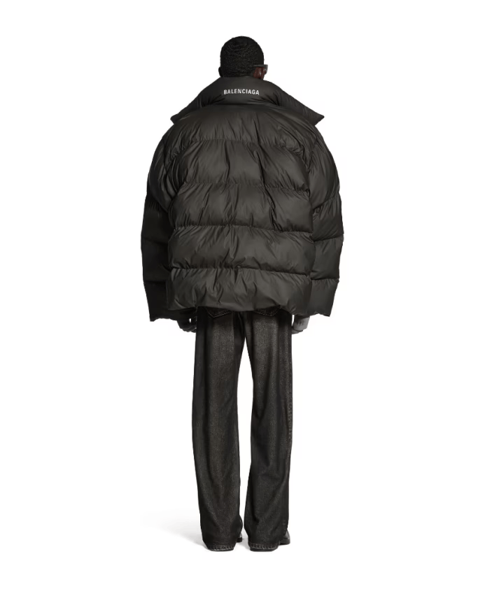 Balenciaga o1mt1gz0924 Wrap Puffer Jacket in Black Size US S / EU 44-46 / 1 - 4 Thumbnail