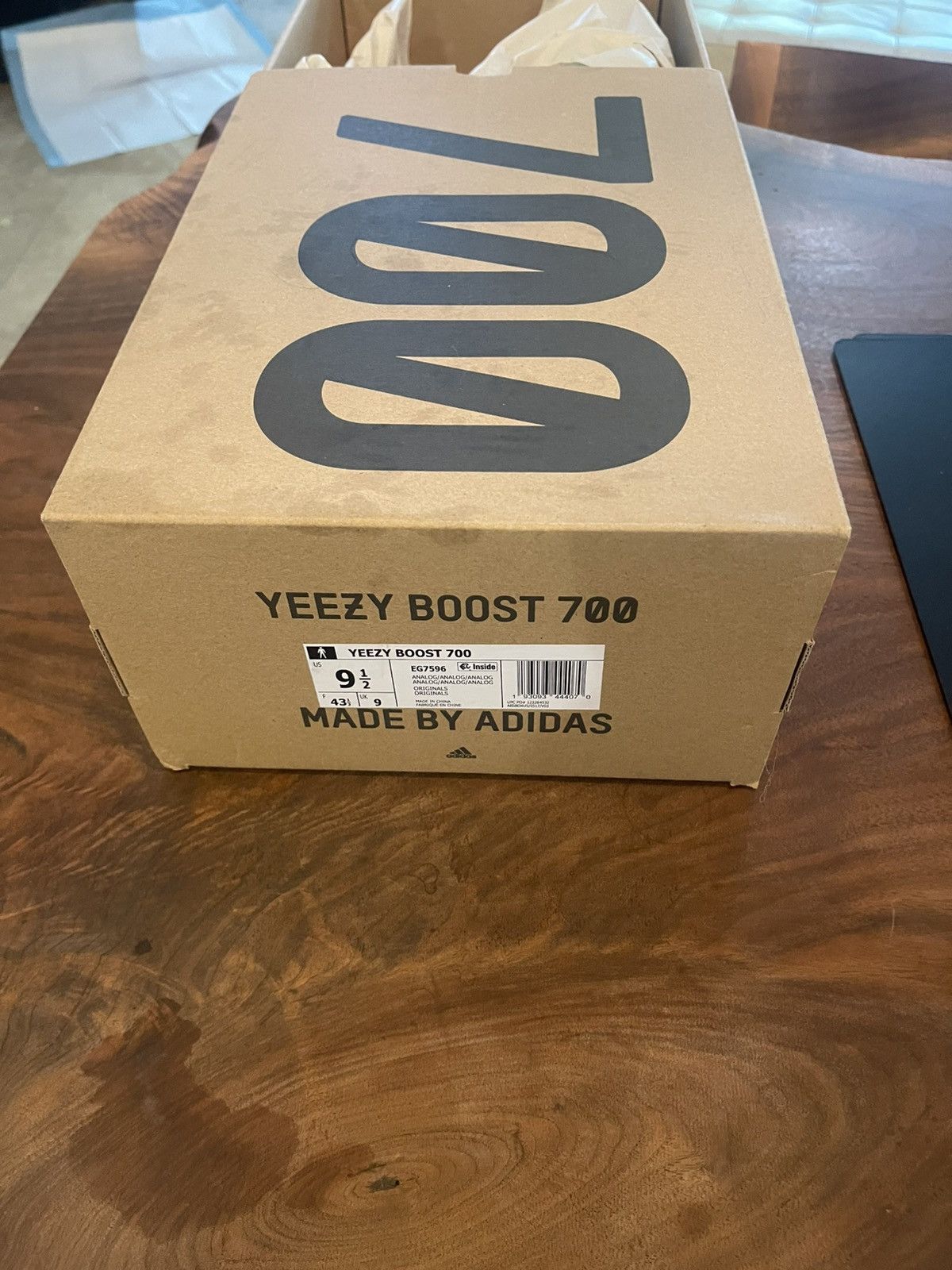 Yeezy Yeezy Boost 700 Salt DS 9.5 w/ Box & Tags Size US 9.5 / EU 42-43 - 9 Thumbnail