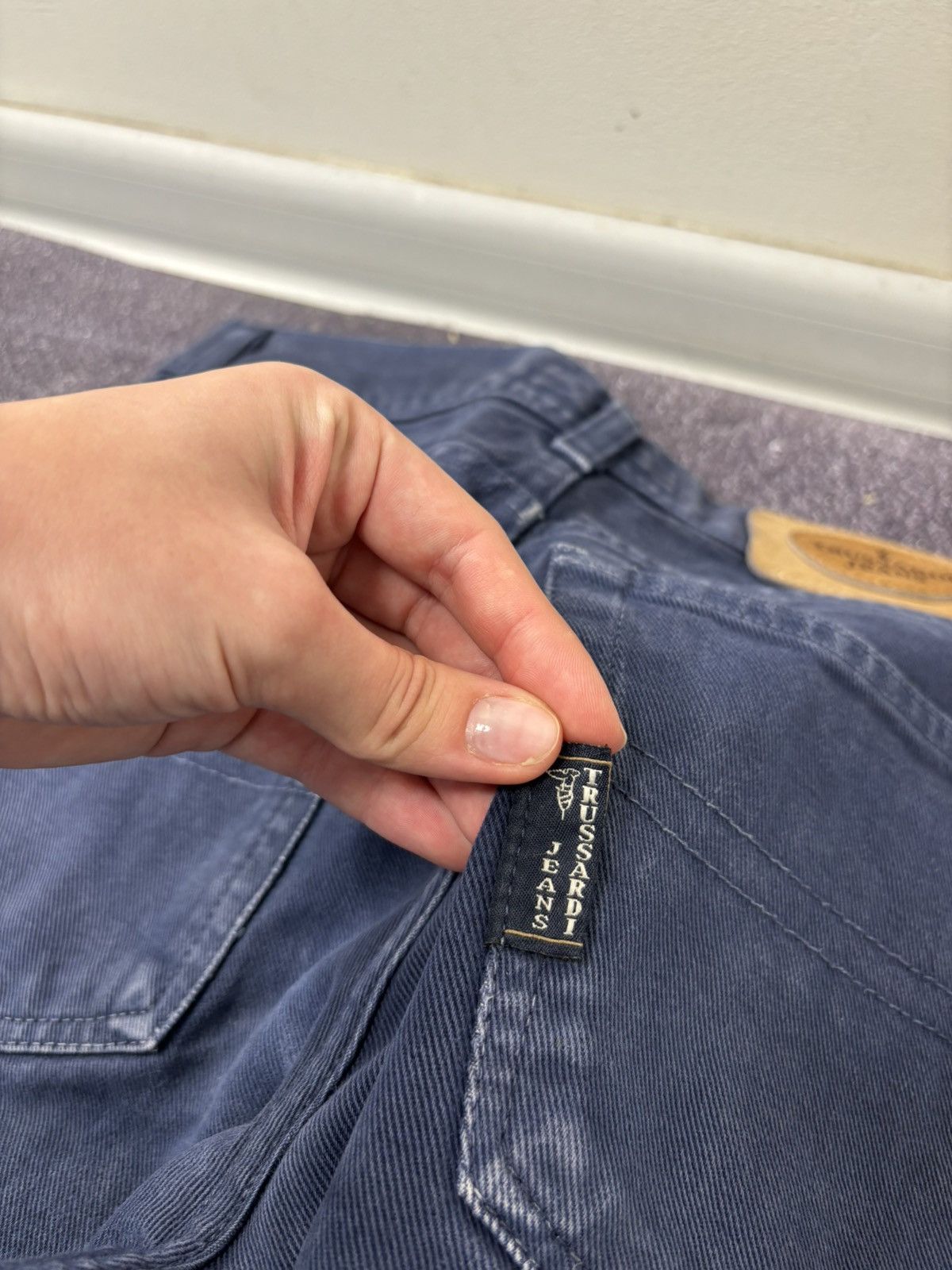 Trussardi Vintage 90s Trussardi Women’s Navy Straight Fit Denim Jeans Size 34" / US 12 / IT 48 - 19 Thumbnail
