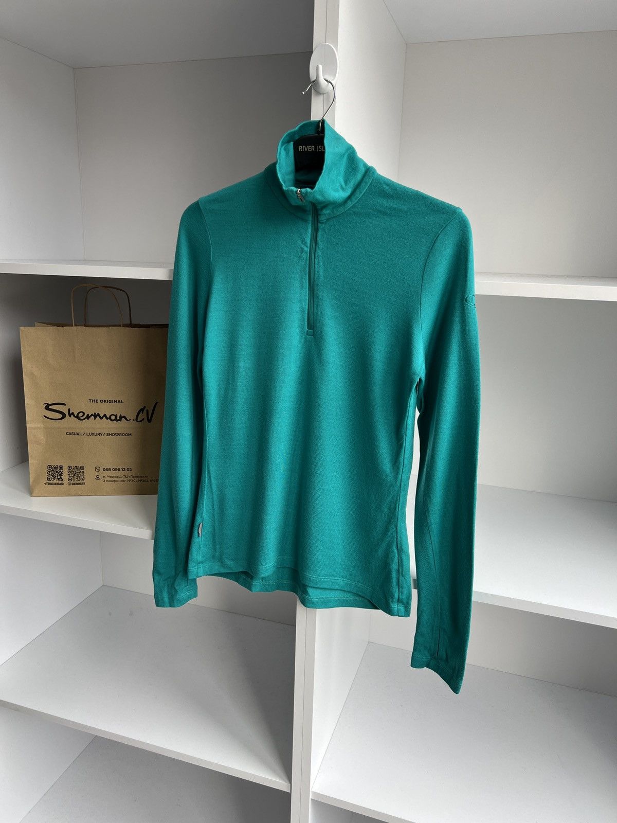 Icebreaker × Vintage Vintage Icebreaker Women’s Merino longsleeve Size M / US 6-8 / IT 42-44 - 4 Thumbnail