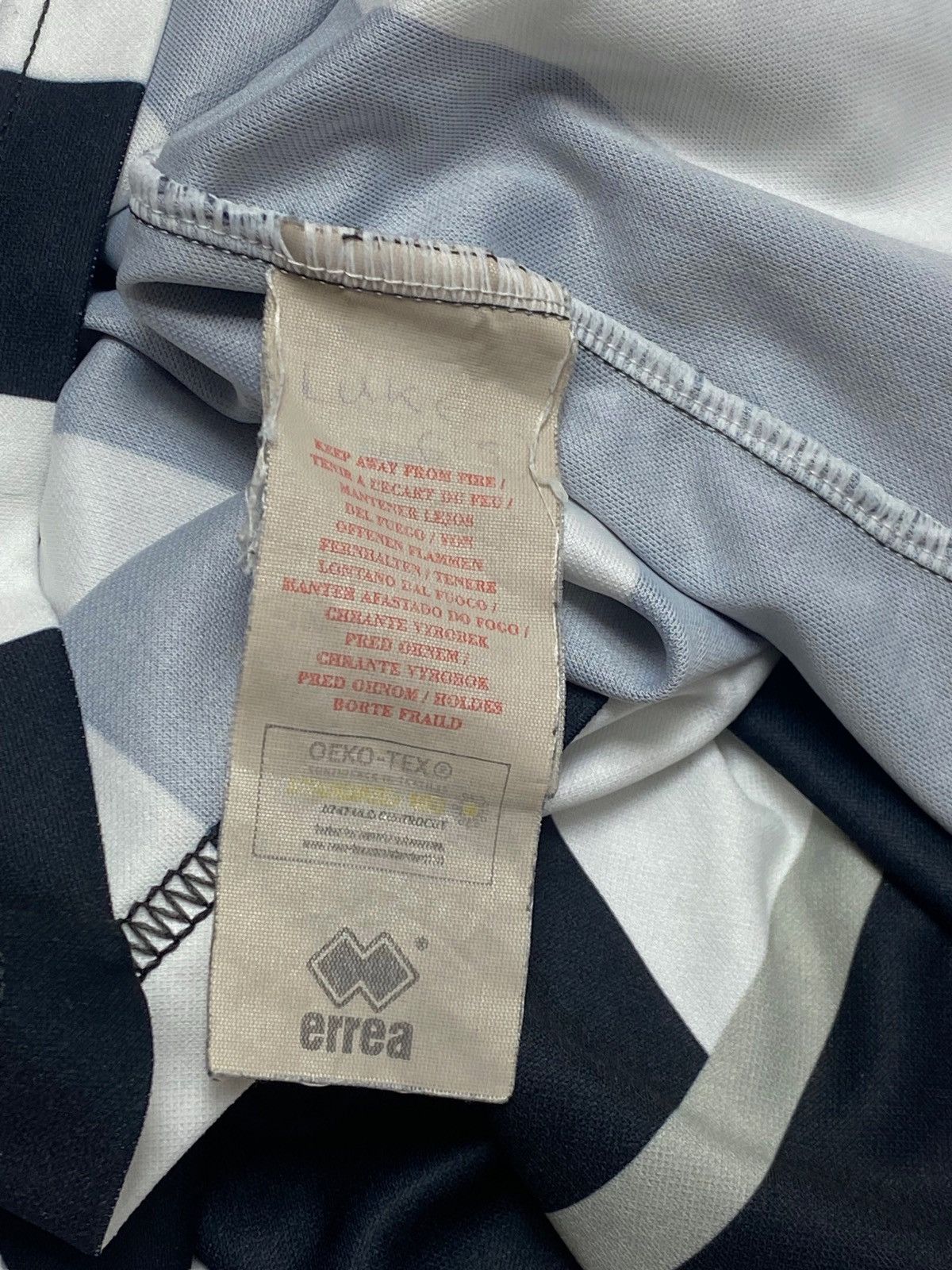 Errea Vintage ERREA SPENNYMOORE TOWN FC Black White Jersey Size US S / EU 44-46 / 1 - 4 Thumbnail